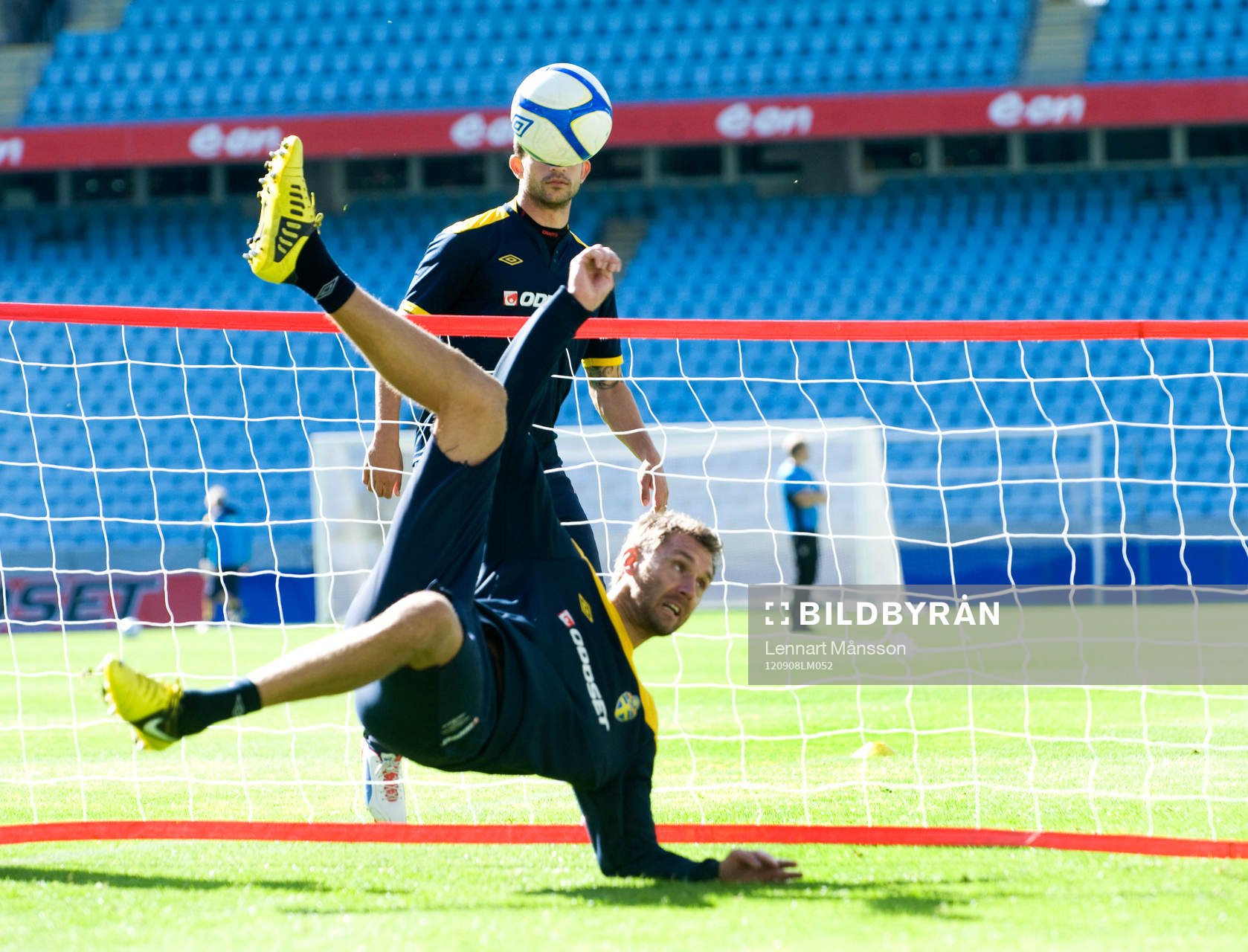 Fotbollstennis, Andreas Isaksson brassesparkar