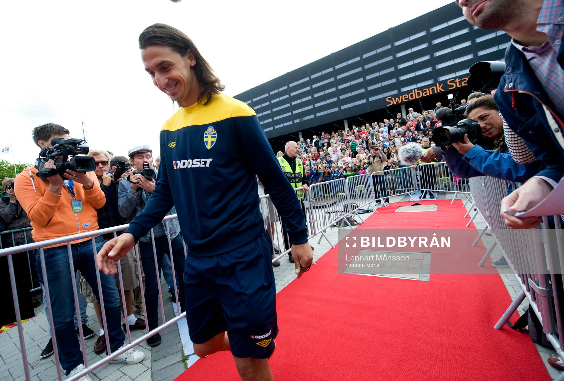 Zlatan Ibrahimovic, platta med Zlatans namn avtäcktes
