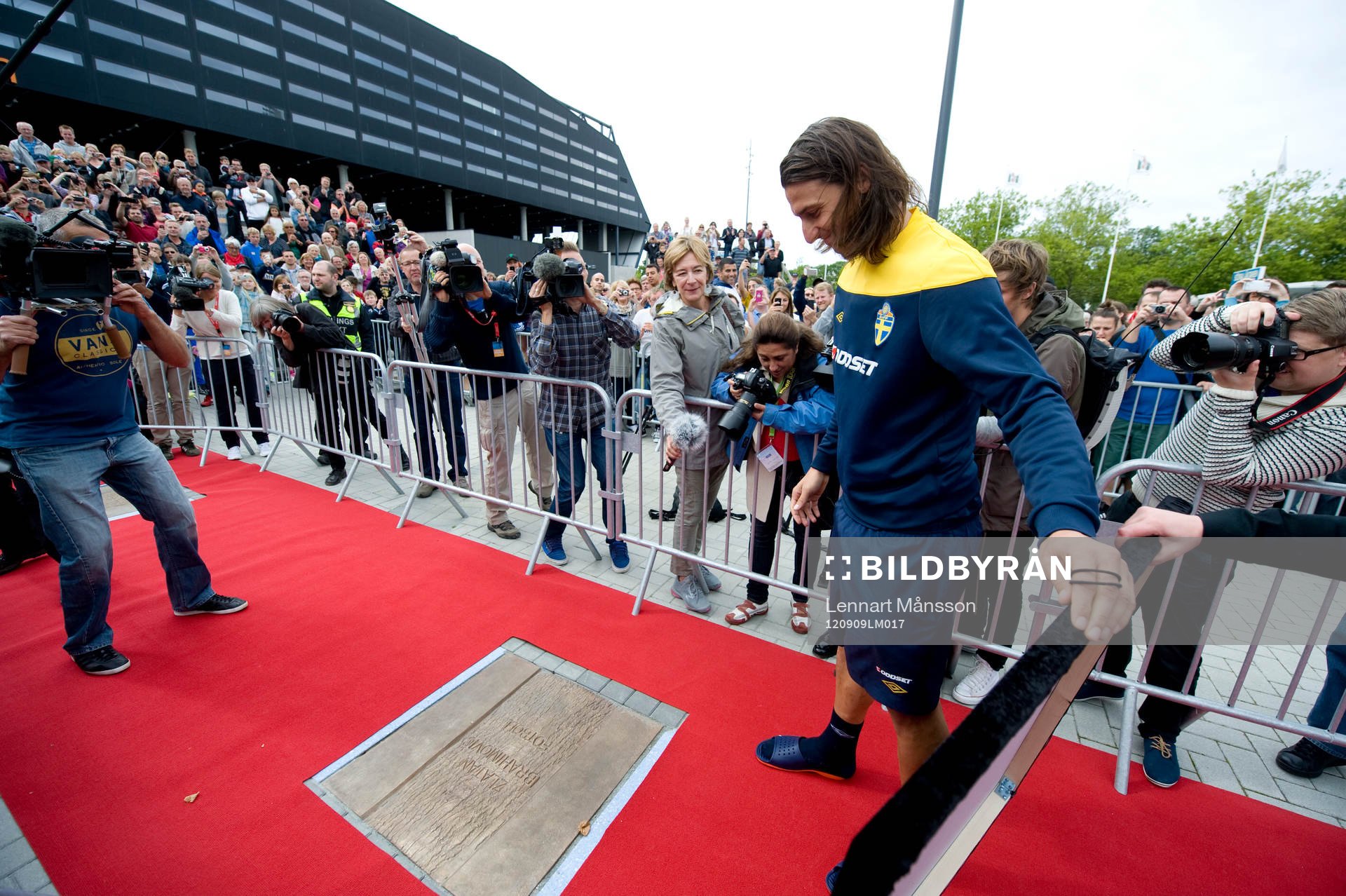 Zlatan Ibrahimovic, platta med Zlatans namn avtäcktes