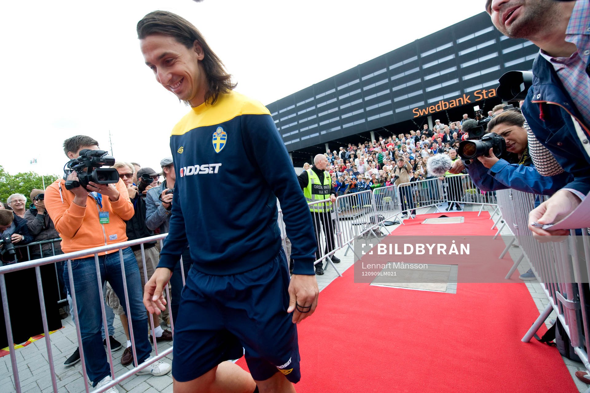 Zlatan Ibrahimovic, platta med Zlatans namn avtäcktes