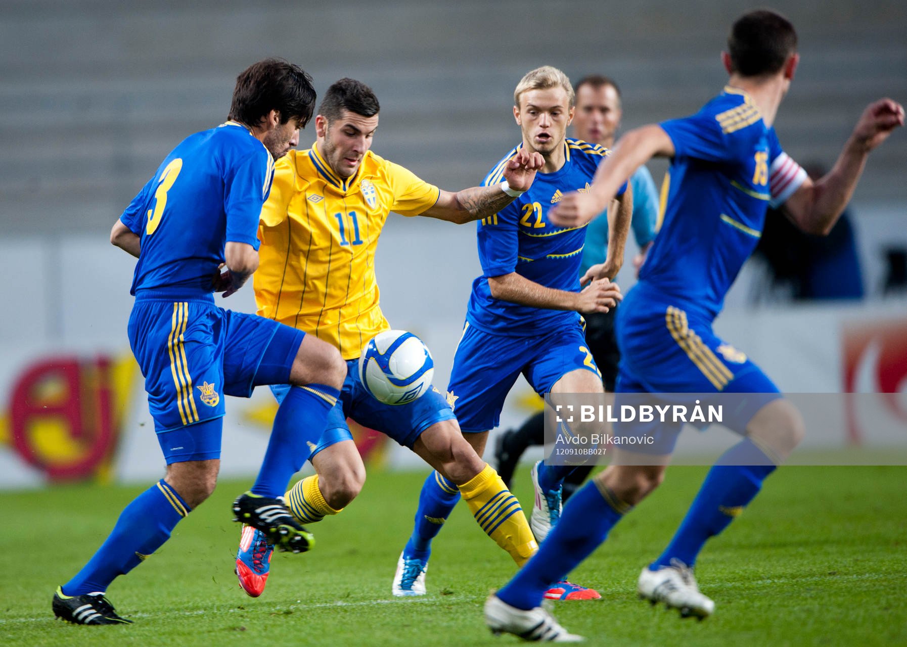 Mikael Ishak, Sverige