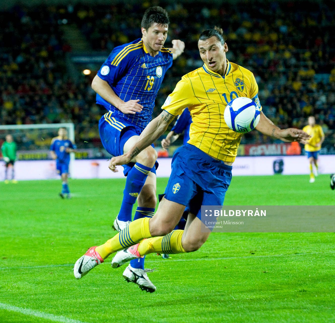 Zlatan Ibrahimovic, Sverige och Victor Dmitrenko, Kazakstan