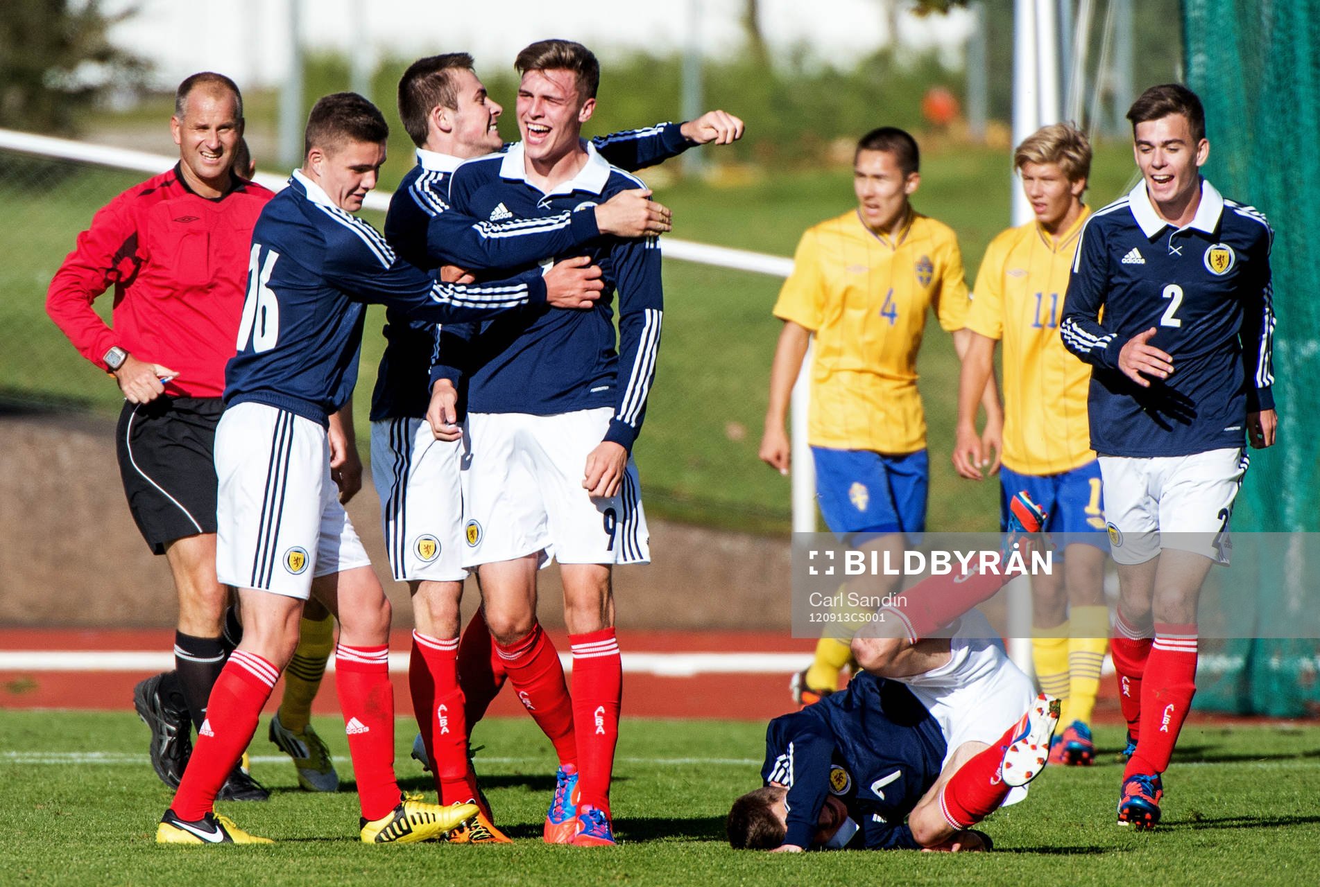 Robbie Muirhead, Skottland, jubel