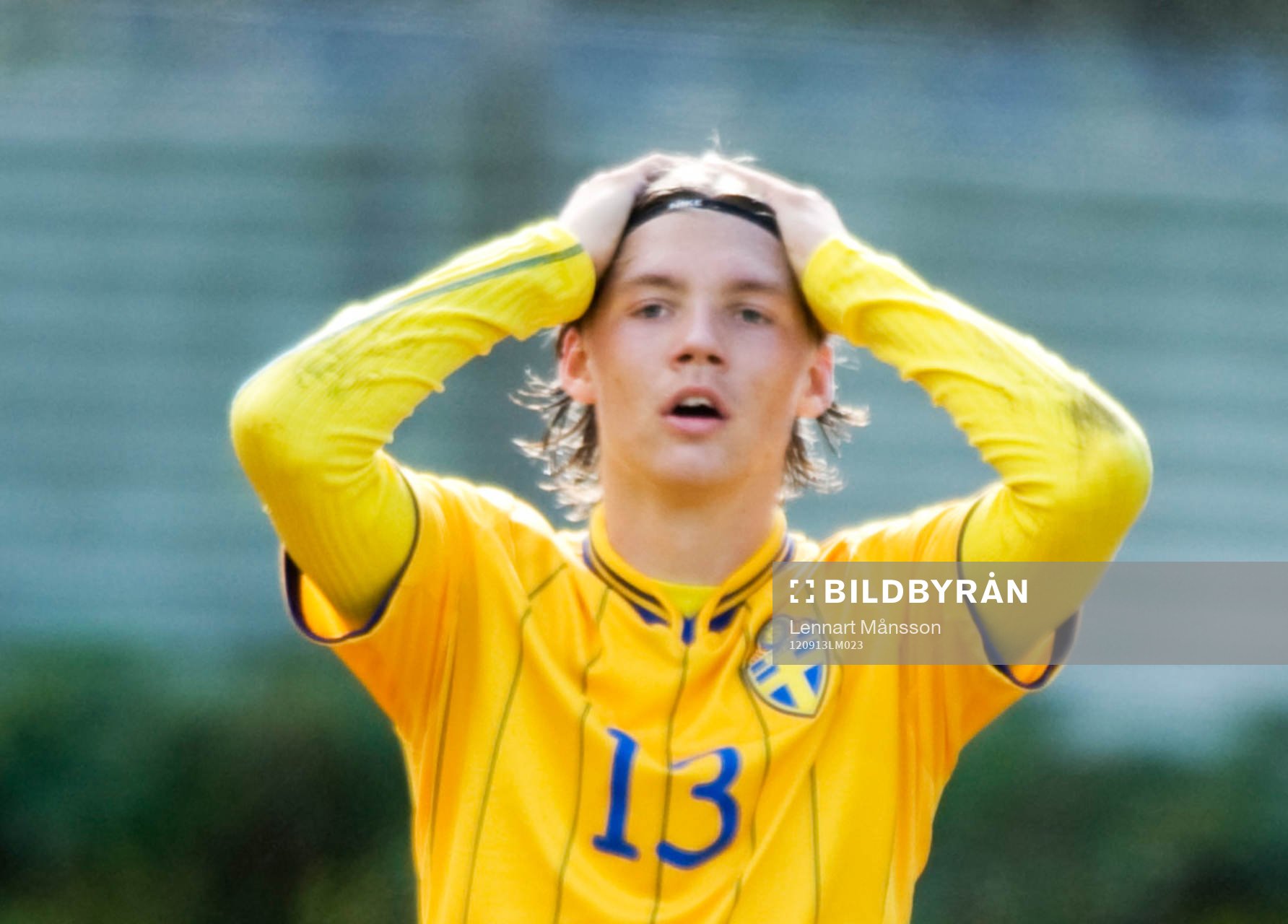 En jättebom ensam med målvakten,Karl Bohm, Sverige (IFK