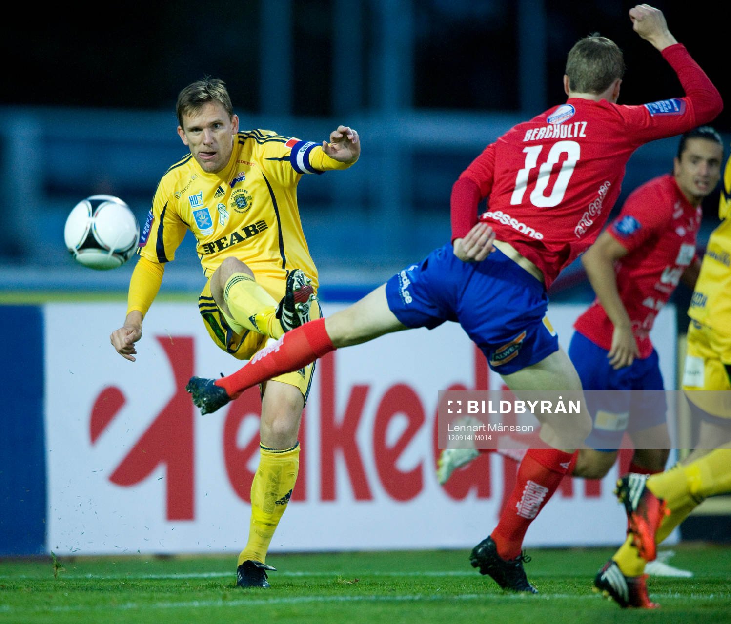 Marcus Lindberg, Ängelholm och Marcus Bergholtz, Öster