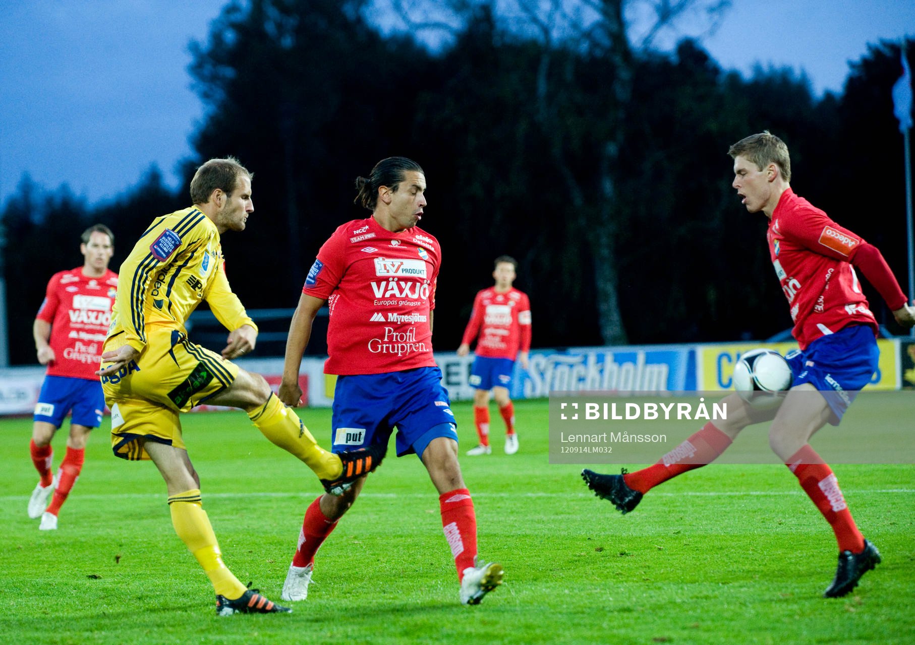 Mikael Dahlgren, Ängelholm skjuter mot Marcus Bergholtz,