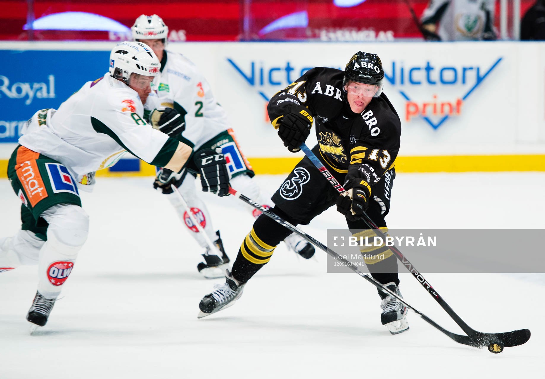 Sanny Lindström, Färjestad, och Joakim Nordström, AIK,