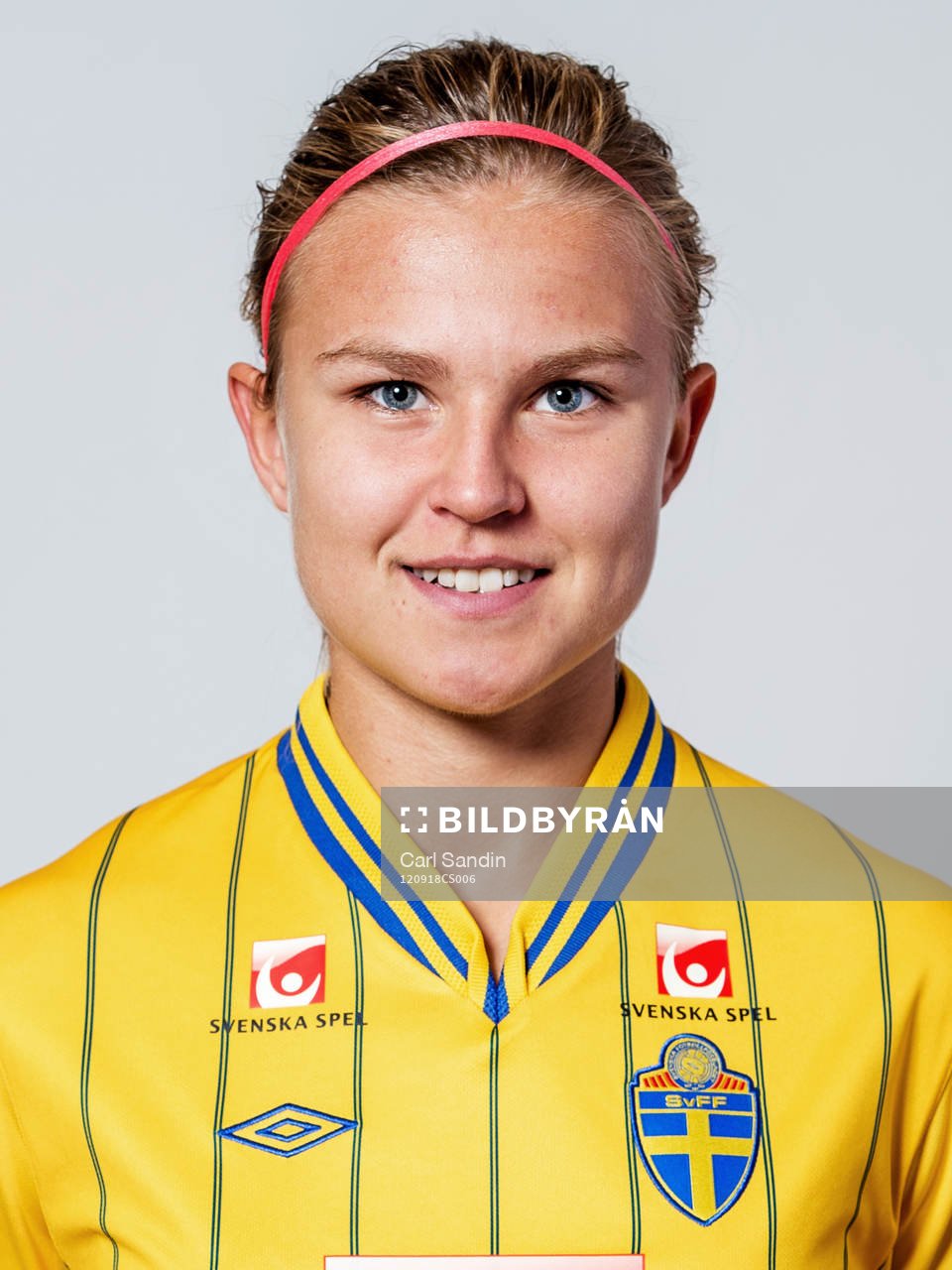 Elin Bergkvist, Sverige