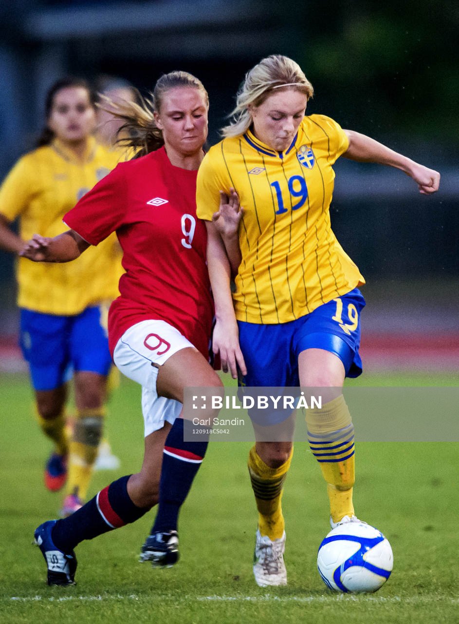 Mimmi Larsson, Sverige