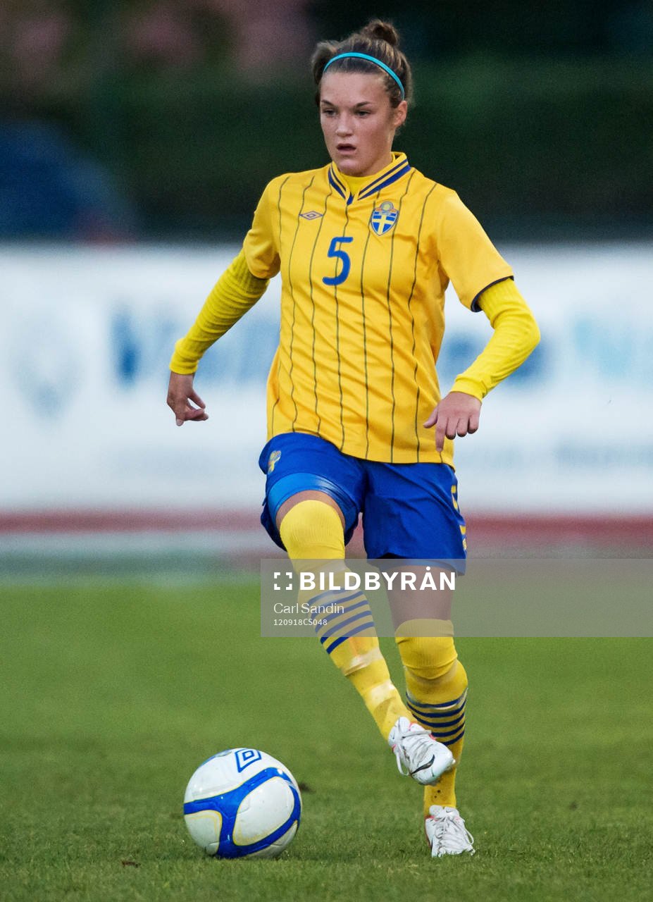 Saga Fredriksson, Sverige
