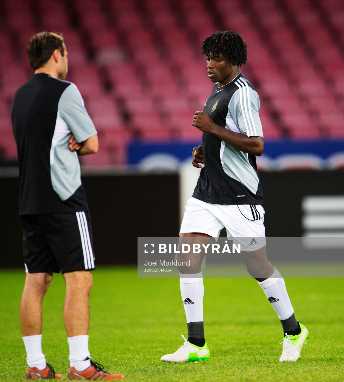 Muhamed Bangura joggar lätt