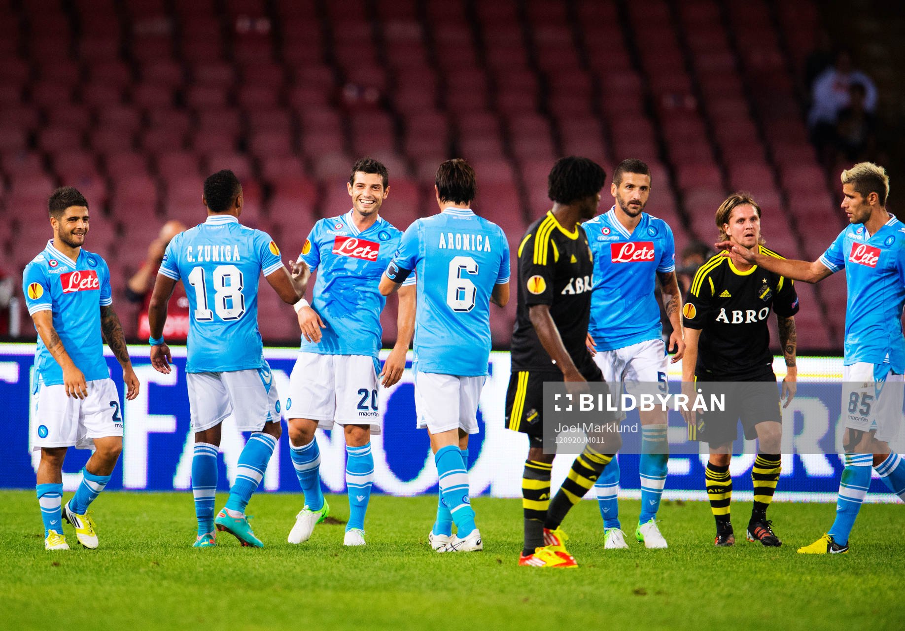 Glatt i Napoli men deppigt bland AIK-spelarna