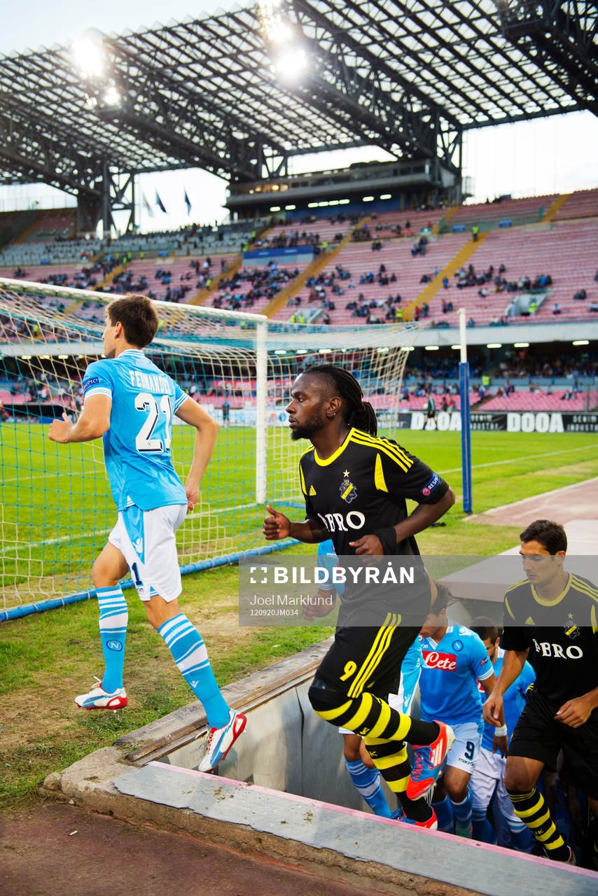 Martin Kayongo Mutumba, AIK, gör entré
