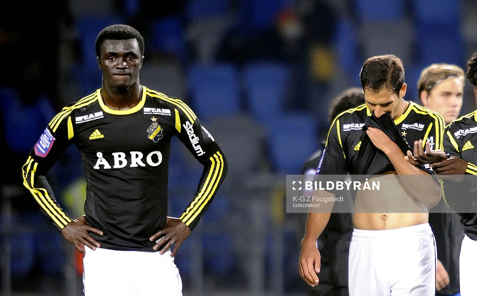 AIK båda målskyttar Kwame Amponsah Karikari (1-2) och