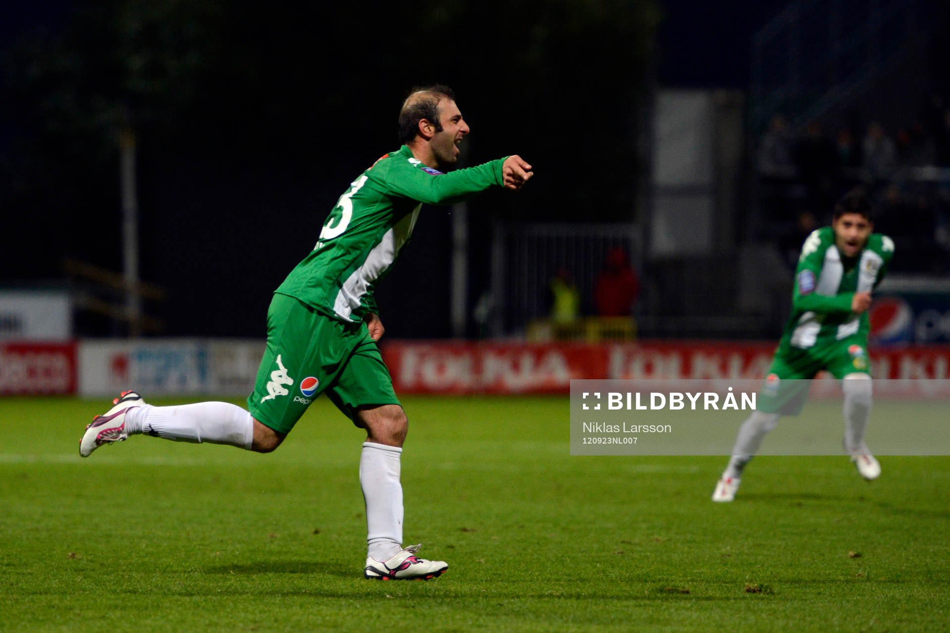 Kennedy Bakircioglu, Hammarby firar sitt mål