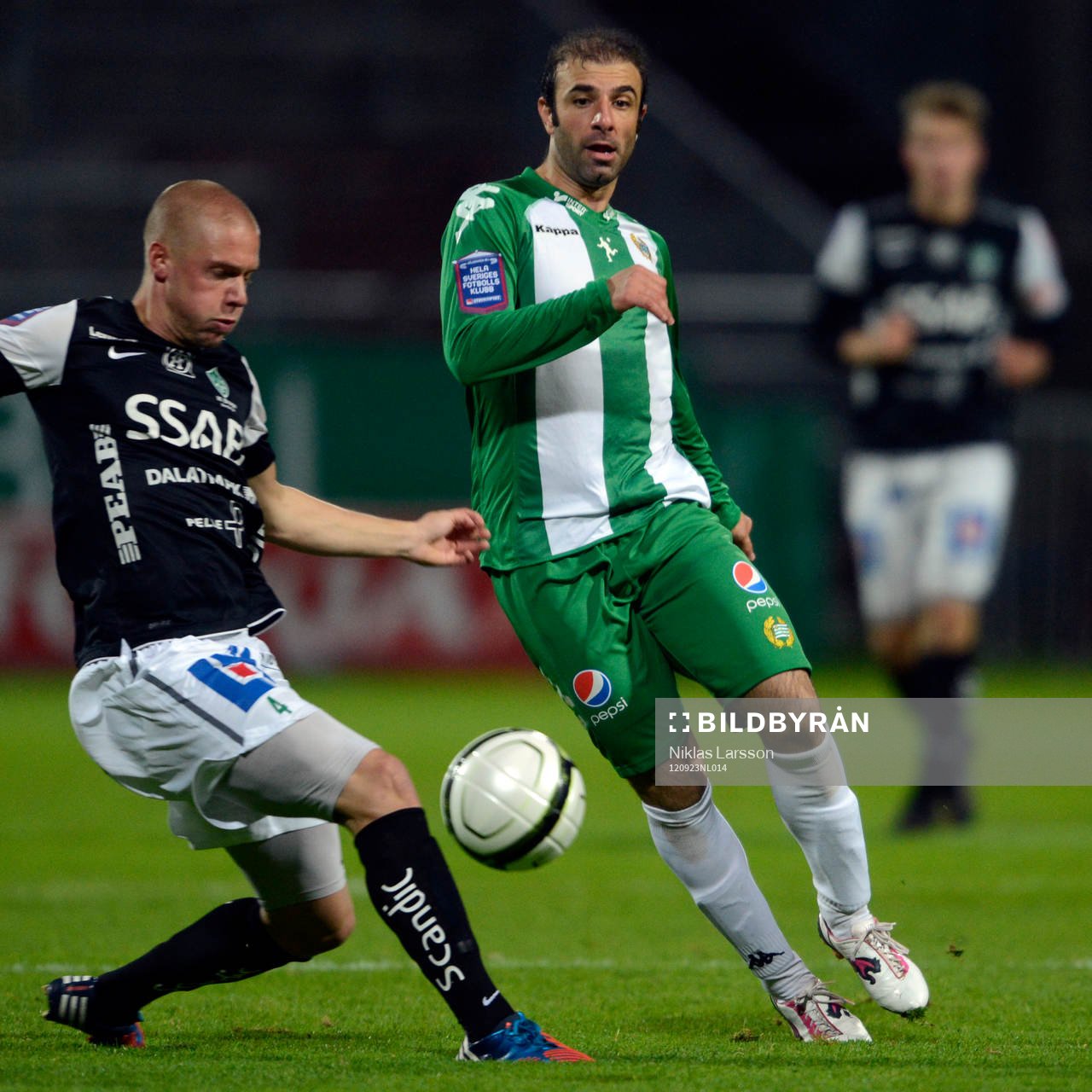 Fotboll, Superettan, Hammarby - Brage: Kennedy Bakircioglu, Hammarby och Patrik St Cyr, Brage