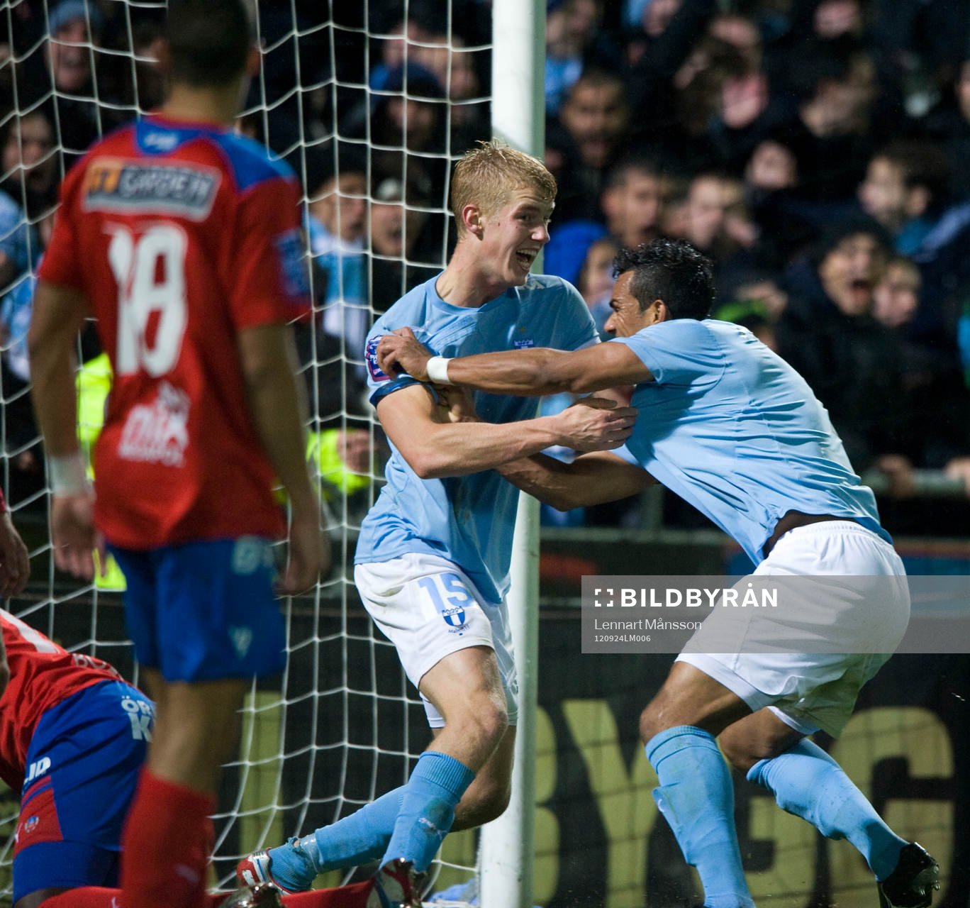 1-1 Wilton Figueiredo, grattas av Filip Helander