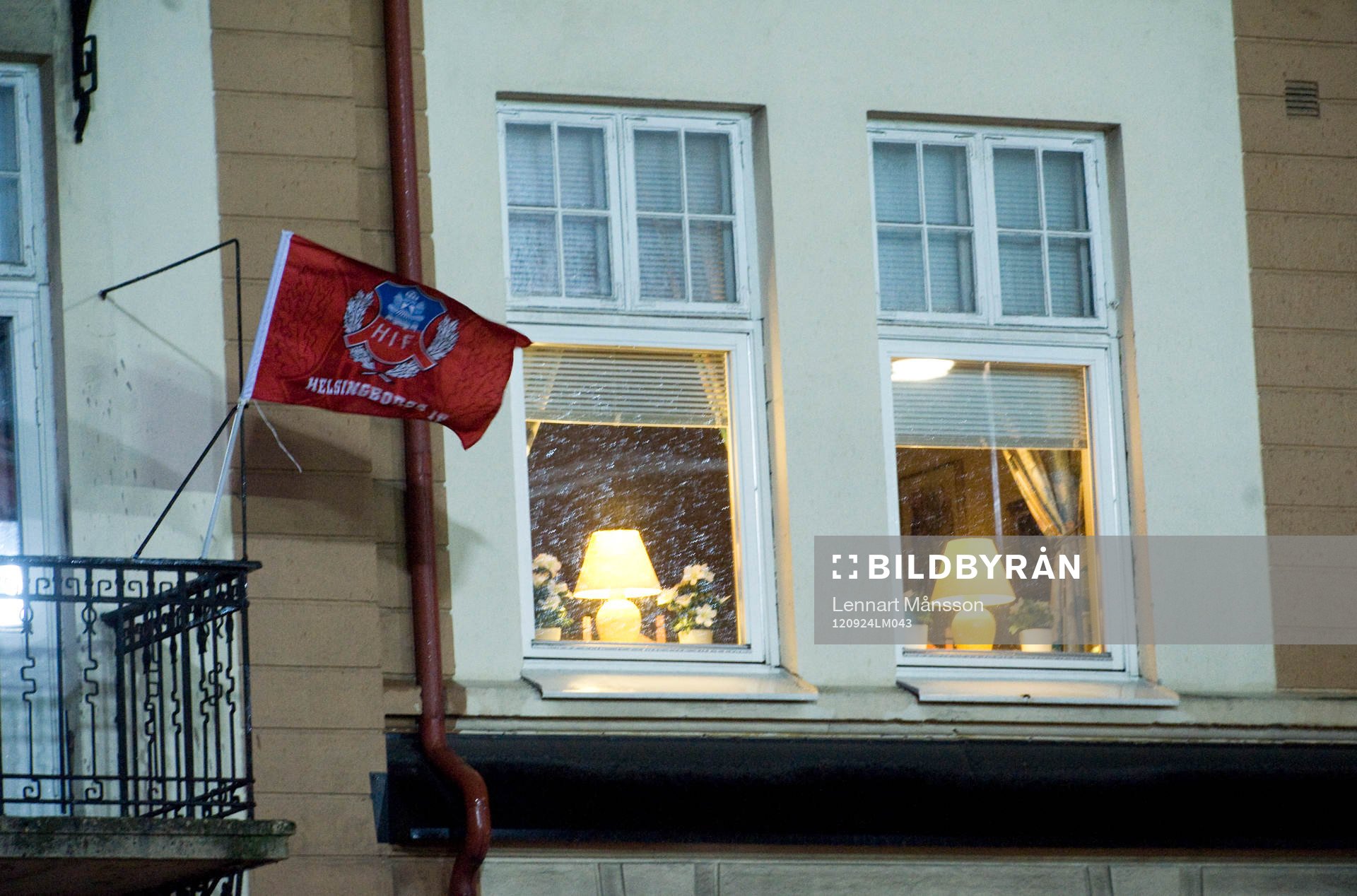 HIF-flagga, vimpel, utanför bostad vid Olympia