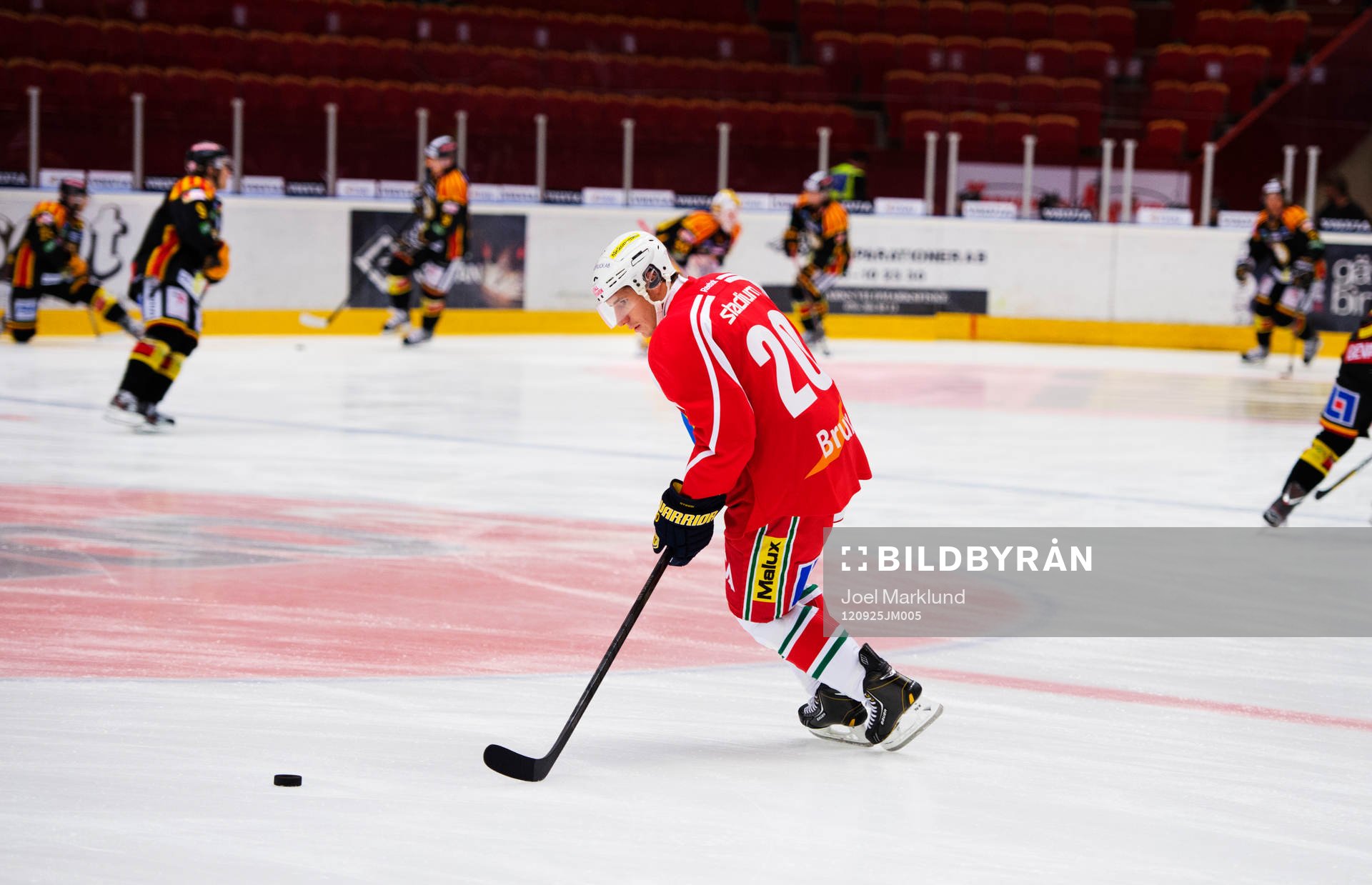 Alexander Steen, Modo, värmer upp
