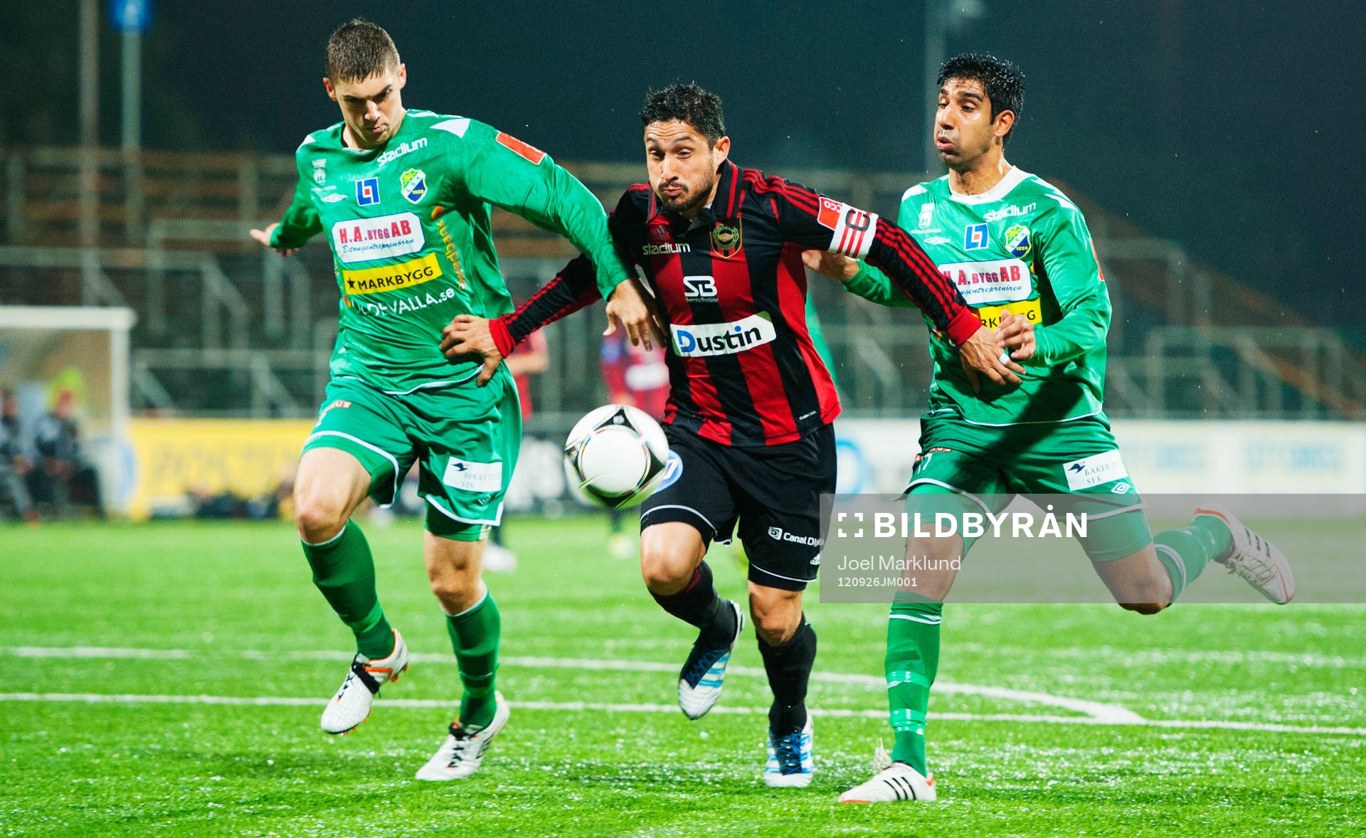 Pablo Pinones Arce, Brommapojkarna, utmanar Patrick Hopkins