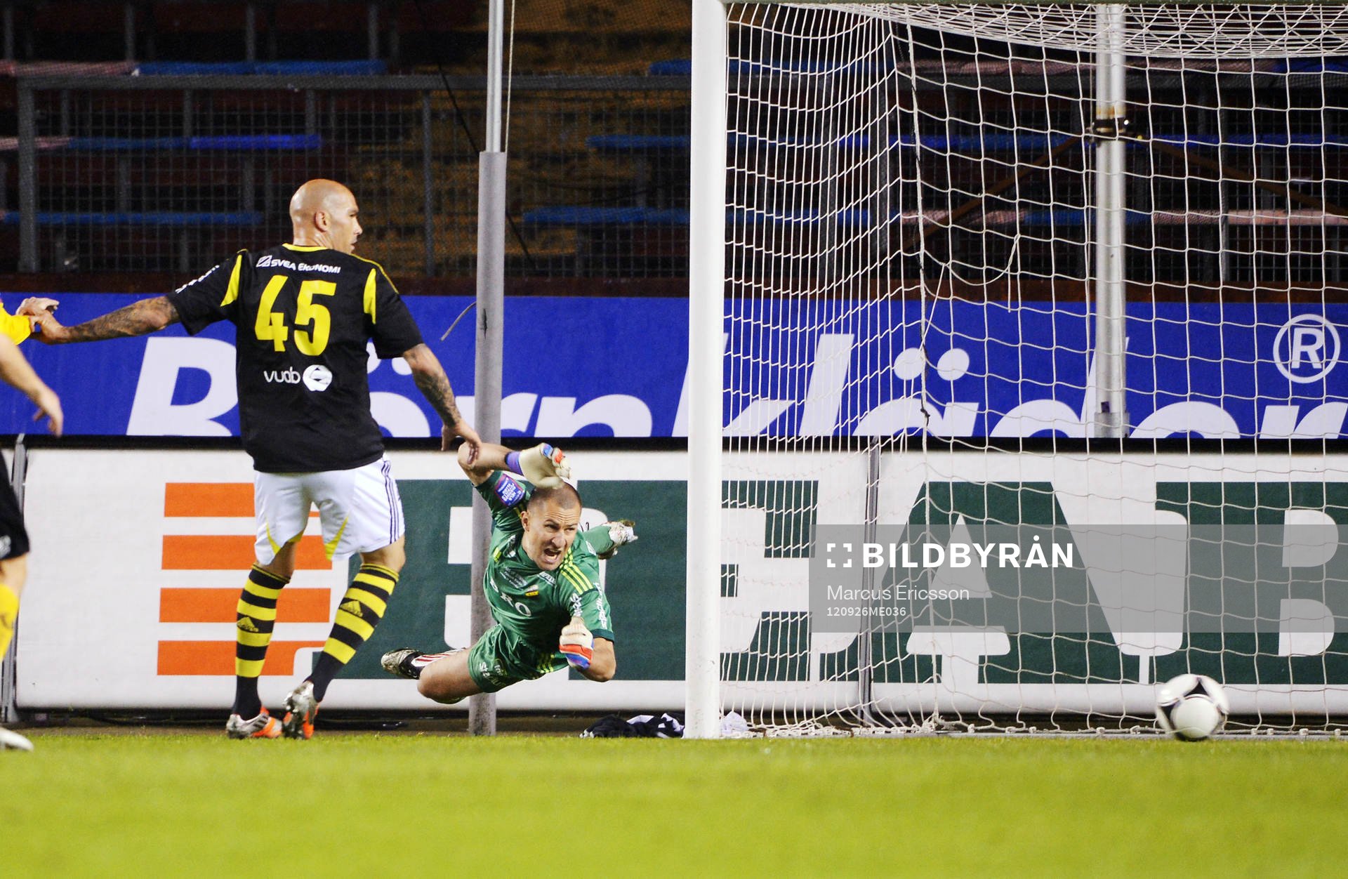 Ivan Turina, målvakt AIK, släpper in 0-1