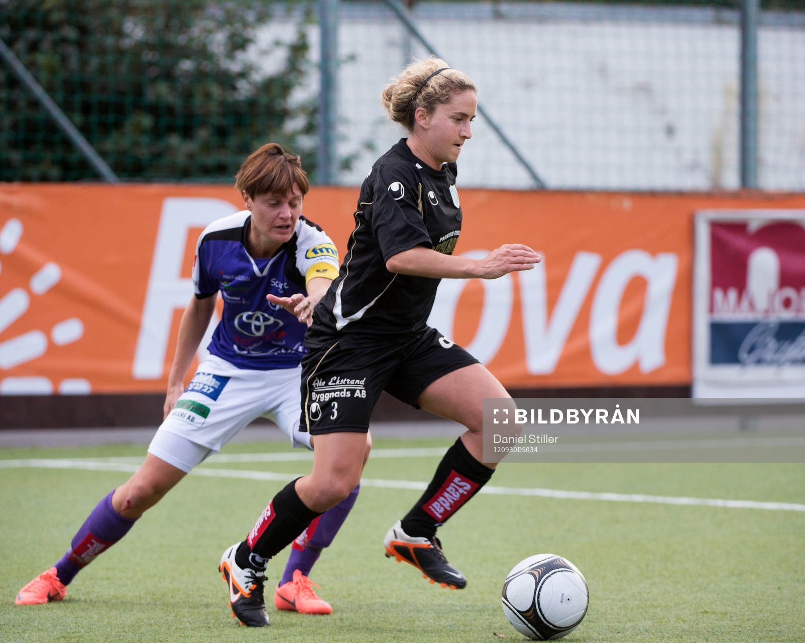 Camille Levin, Göteborg och Amelie Rydbäck, Jitex
