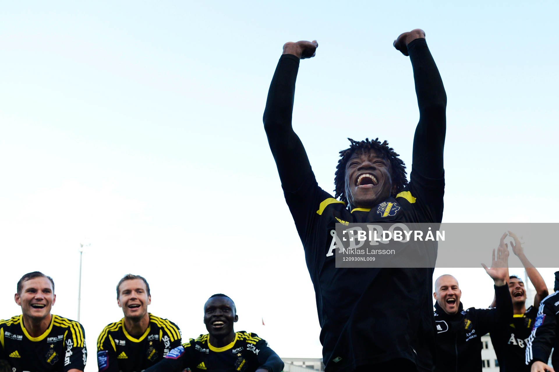 Mohamed Bangura, AIK, jublar