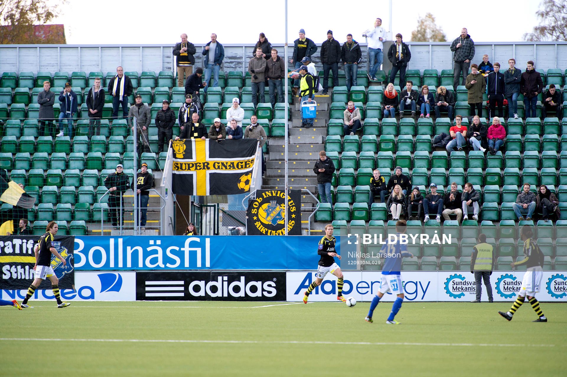 Glest på läktarna i Sundsvall