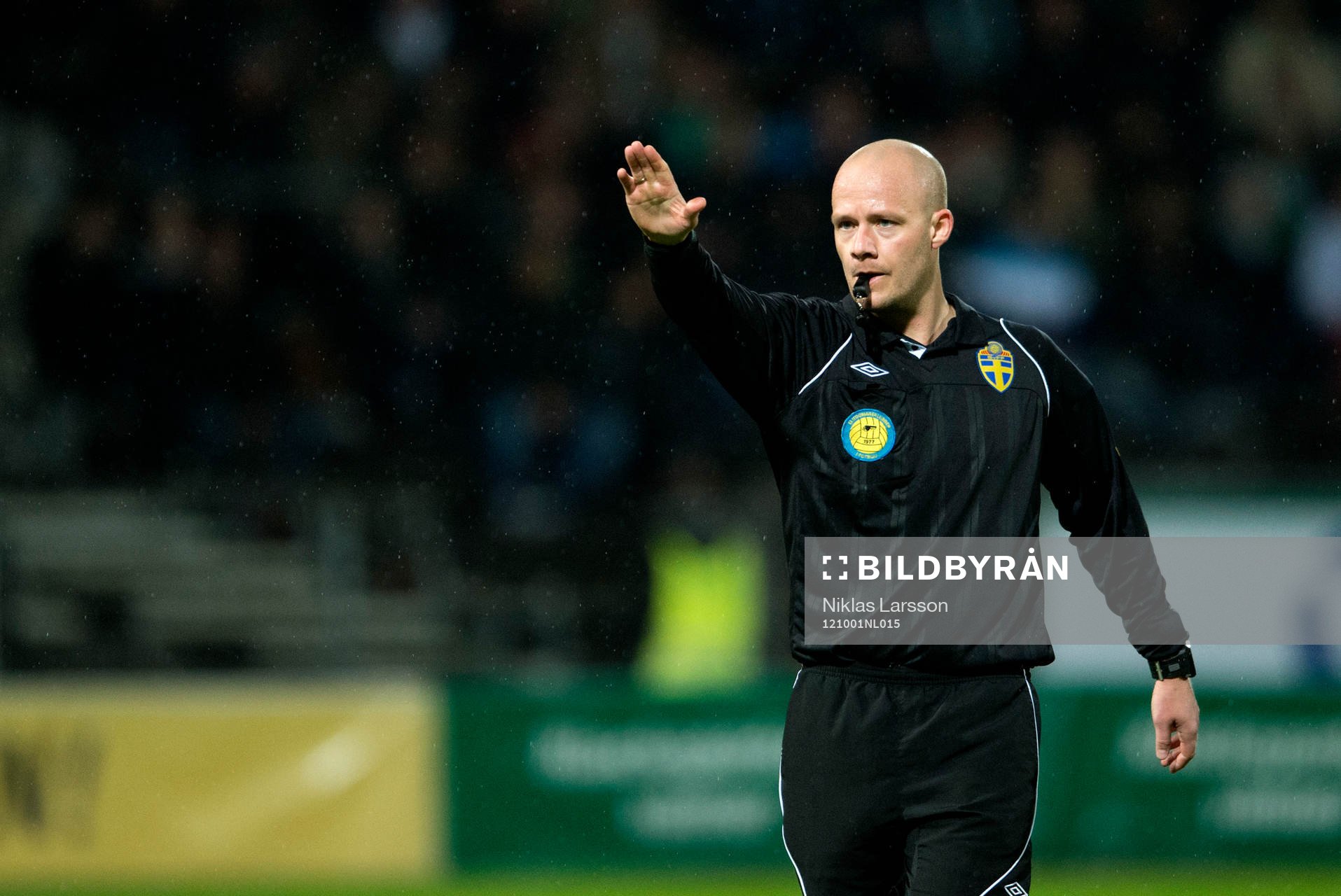 Niklas Abrahamsson, domare