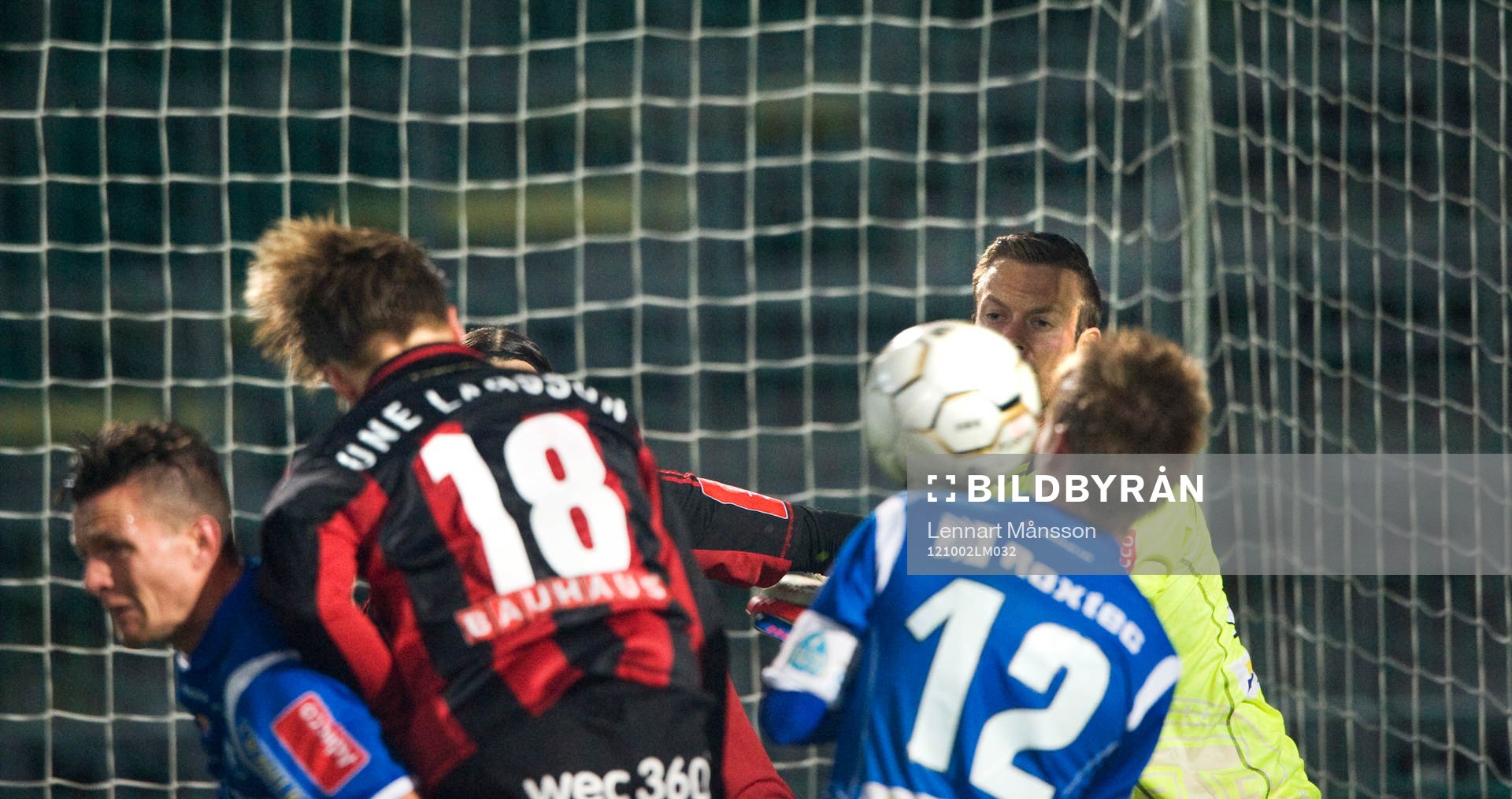 0-3, Jacob Une Larsson, Brommapojkarna, nickar förbi