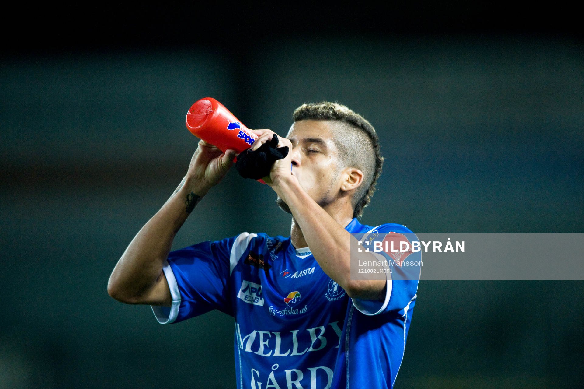 Thiago Pinto Borges, Trelleborg, drickapaus, dricker, flaska