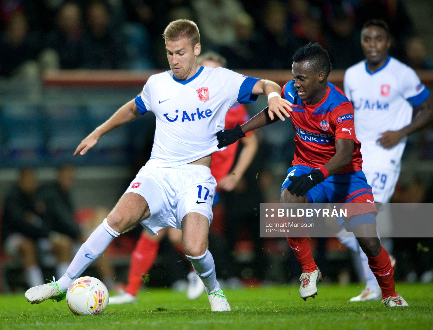 Rasmus Bengtsson, Twente och David Accam, Helsingborg