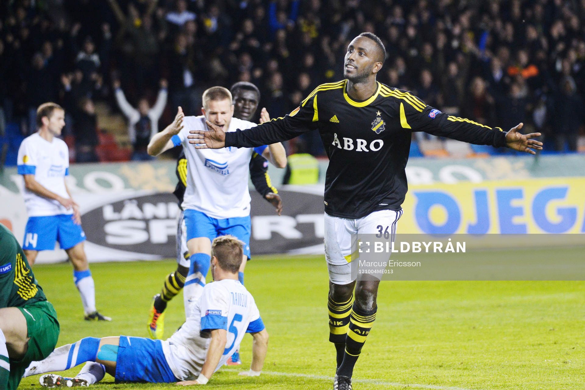 Henok Goitom, AIK, jublar