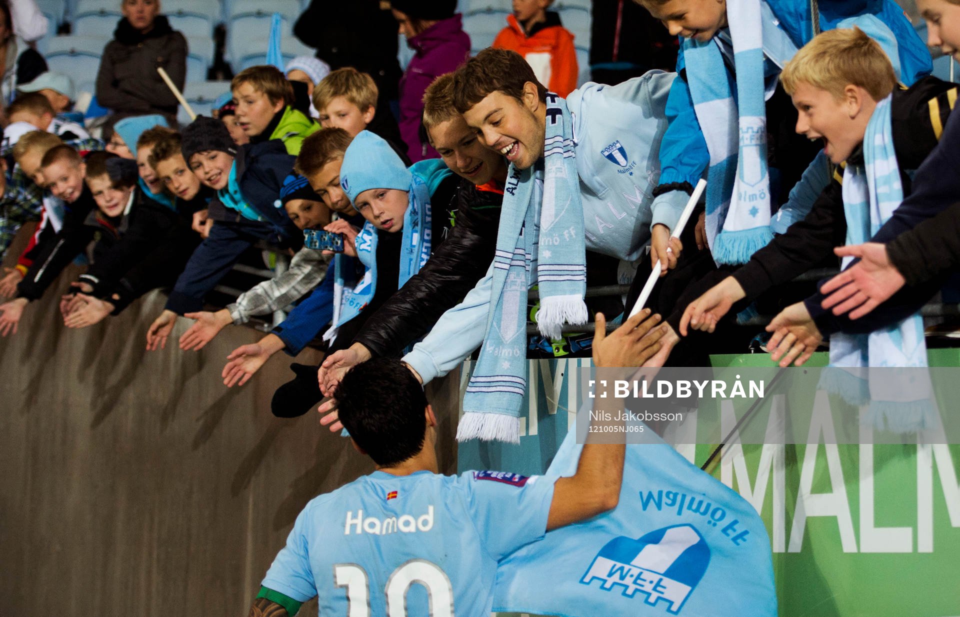 Jiloan Hamad, Malmö FF firar segern med några barn ur