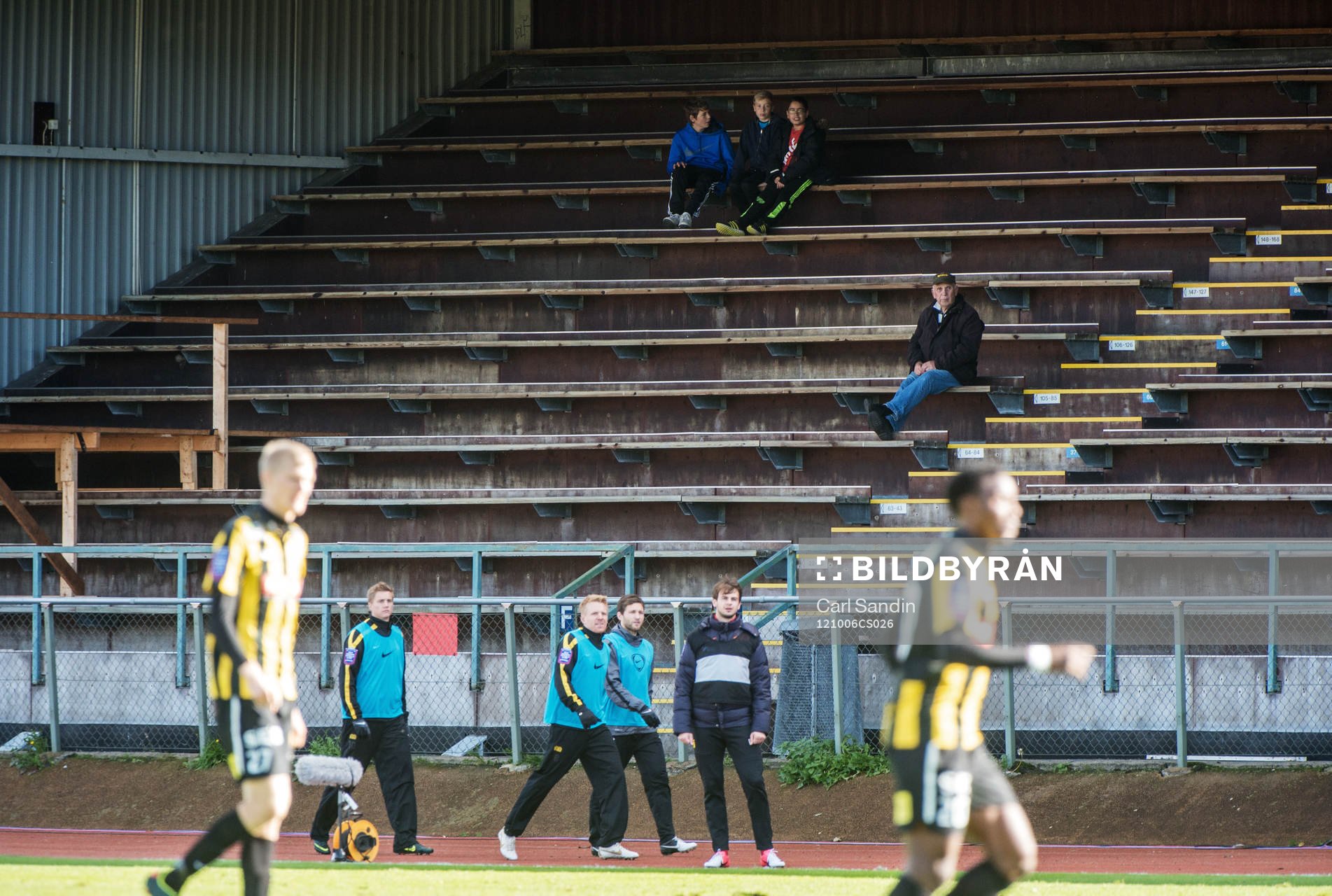 Inga fullsatta läktare på Rambergsvallen