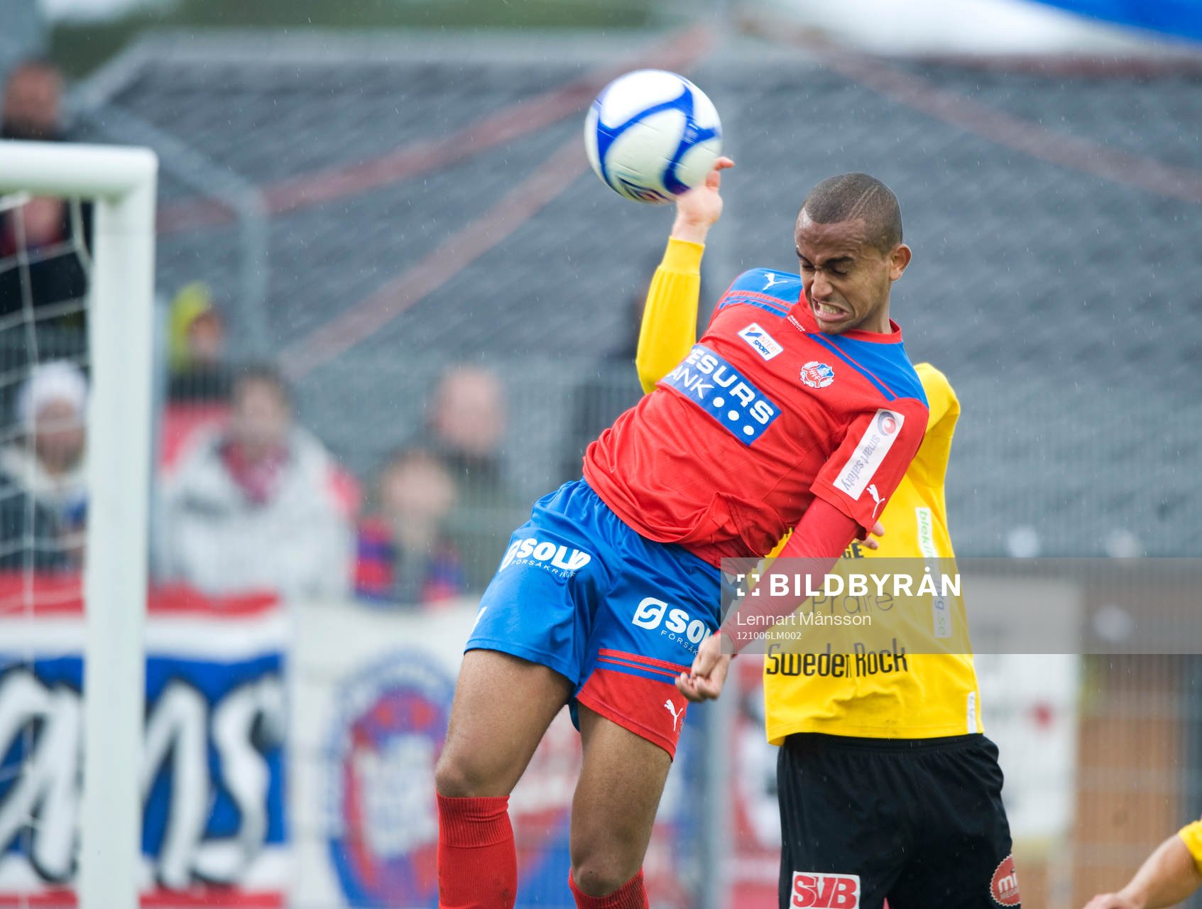 Walid Atta, Helsingborg, nickar vid HIF-hörna