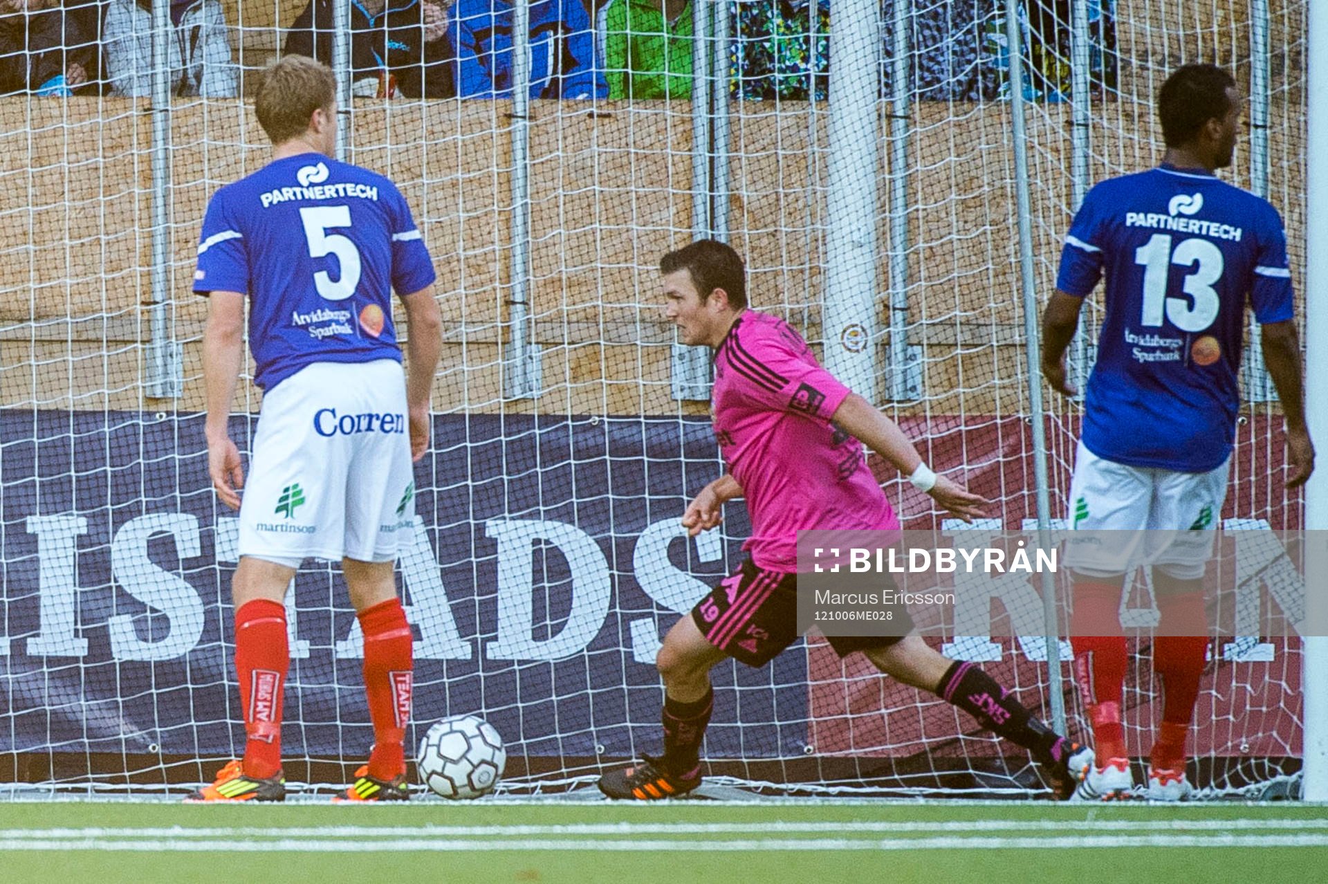Hannes Stiller, Göteborg sparkar in 2-1