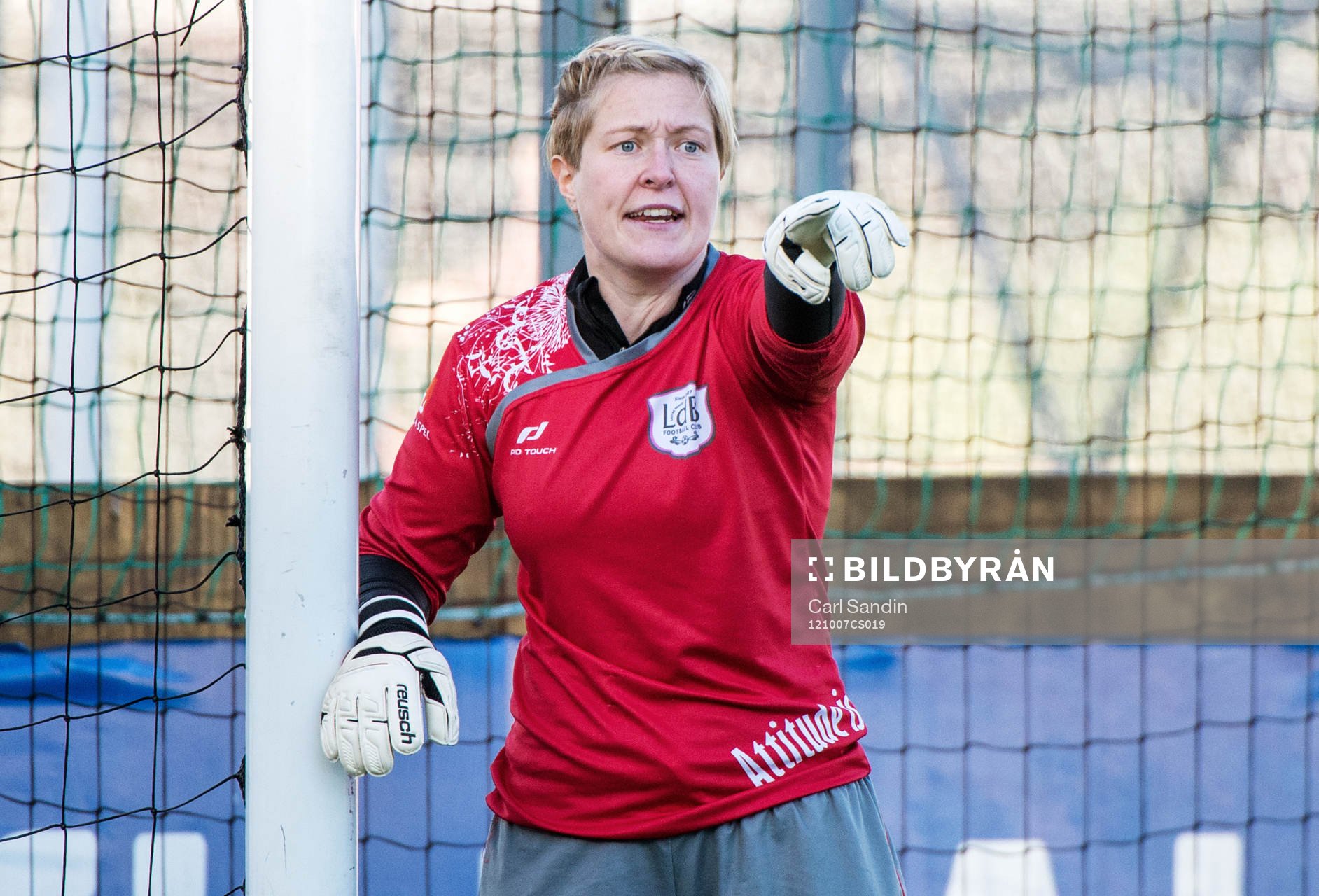 Fotboll, Dam, Damallsvenskan, Kopparbergs Göteborg - LDB Malmö: Thora Helgadottir, målvakt, LDB Malmö.