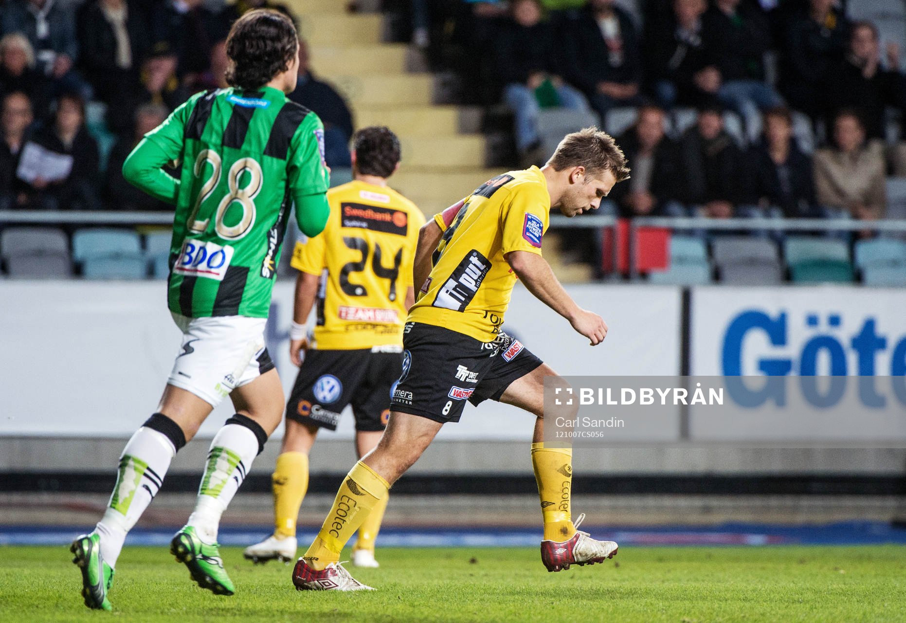 Anders Svensson, Elfsborg, stampar hårt i gräset
