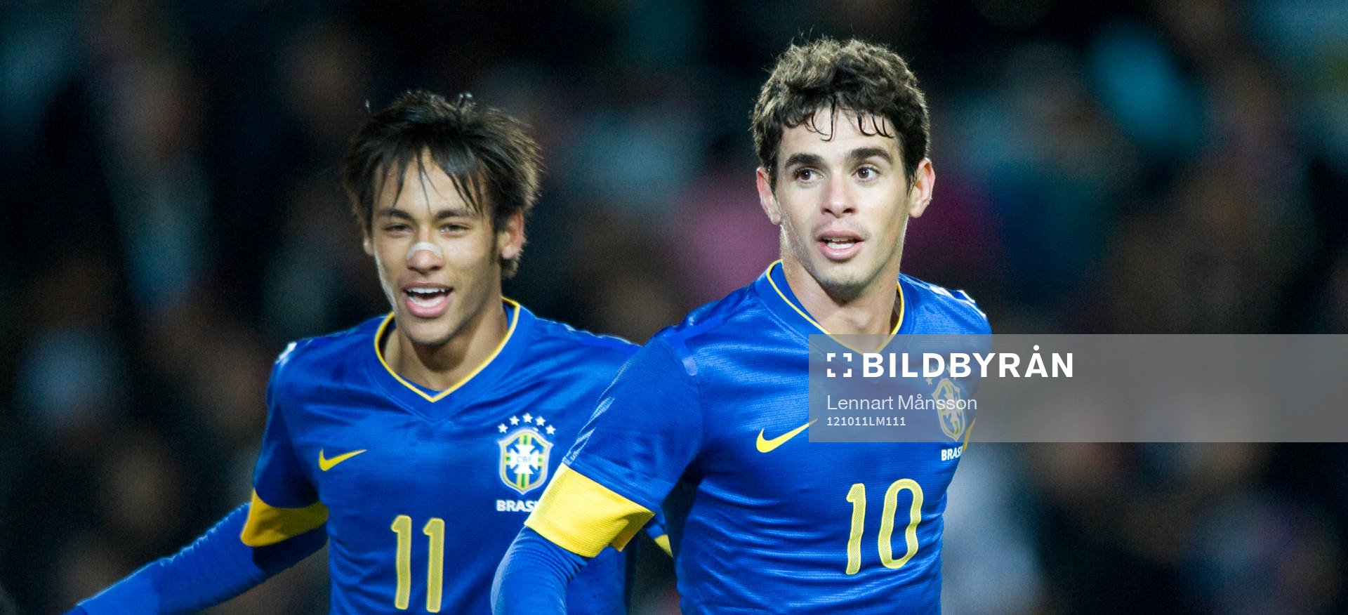 2-0, Oscar, Brasilien, som grattas av Neymar