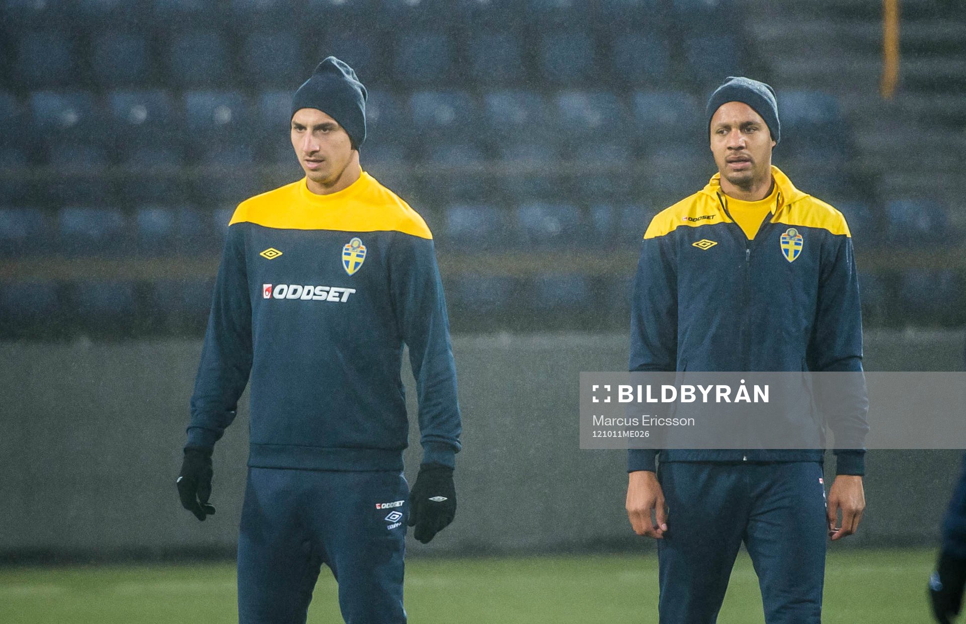 Sverige tränar på Tórsvöllur Stadion. Zlatan