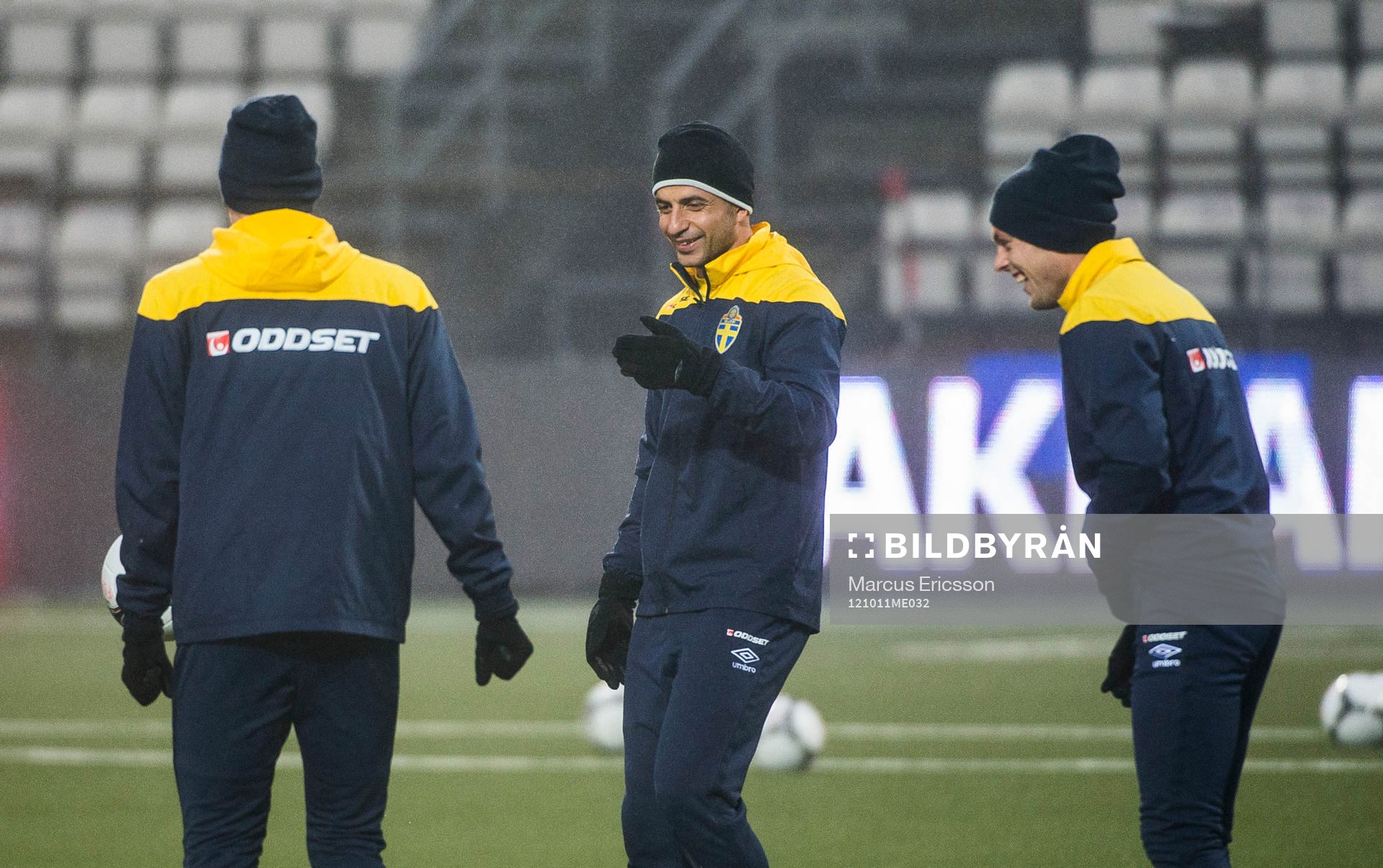 Sverige tränar på Tórsvöllur Stadion. Behrang Safari