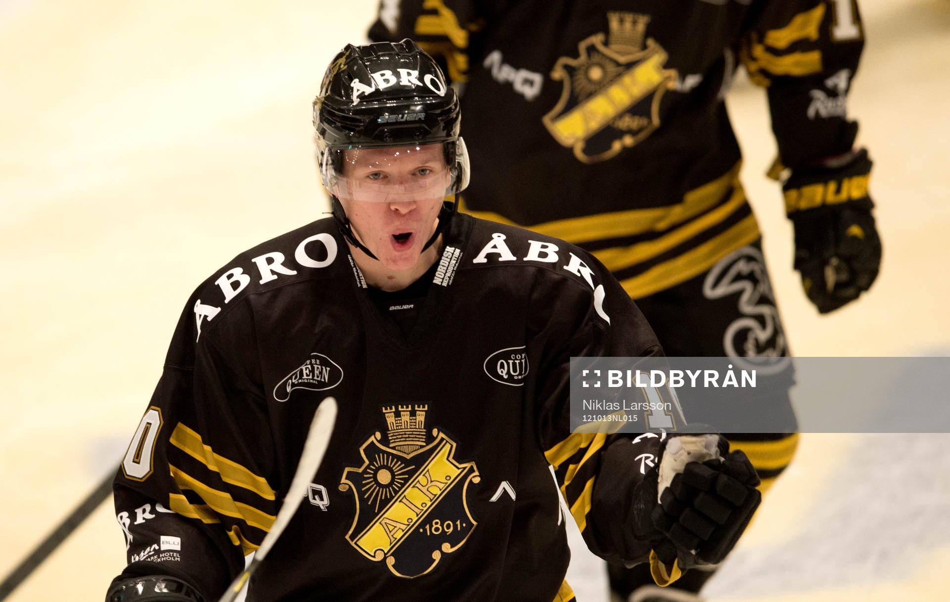 Esa Pirnes, AIK jublar