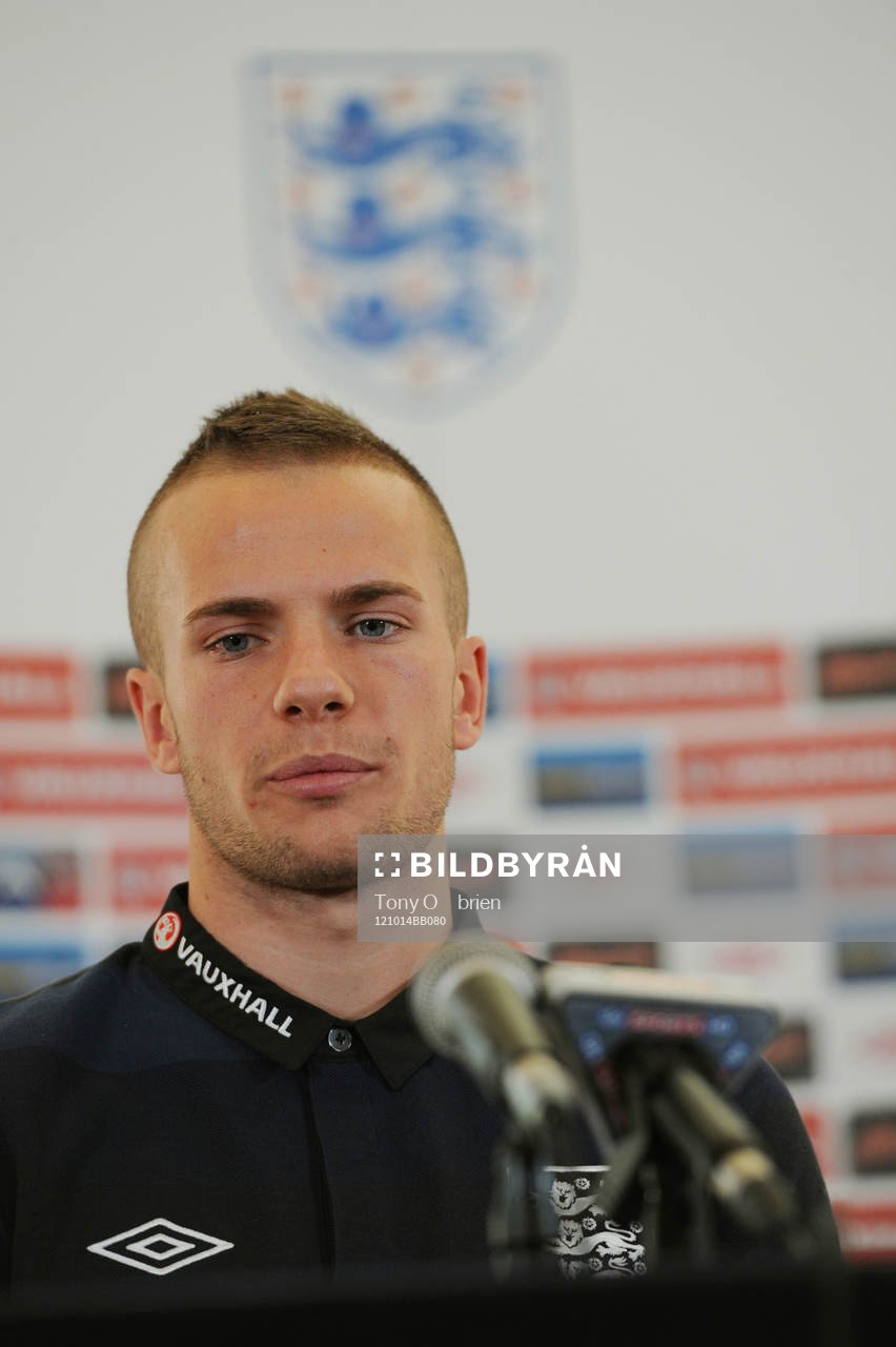Football - England Press Conference - The Grove Hotel,