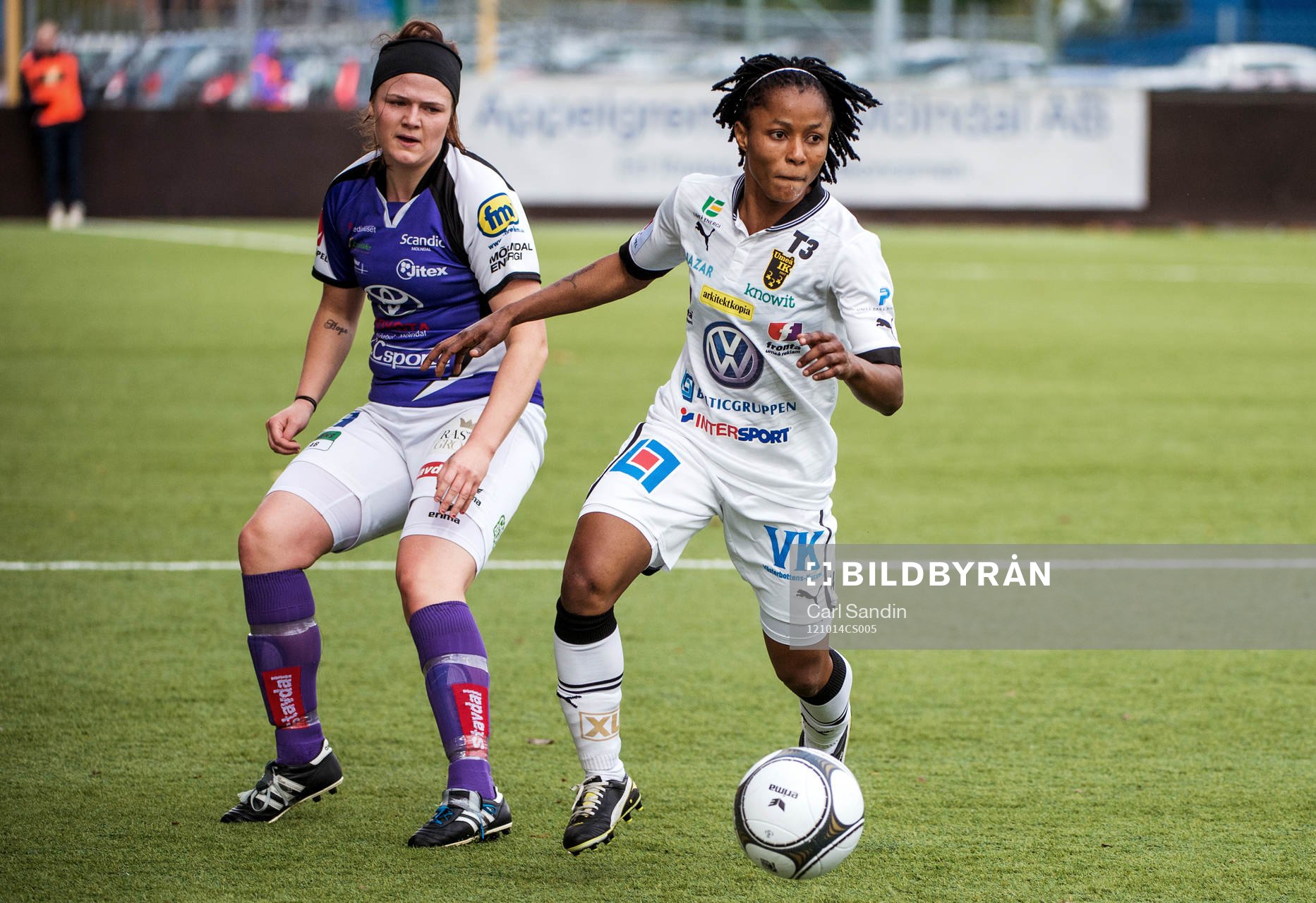 Mikaela Utan, Jitex, följer Ogonna Chukwudi, Umeå, som