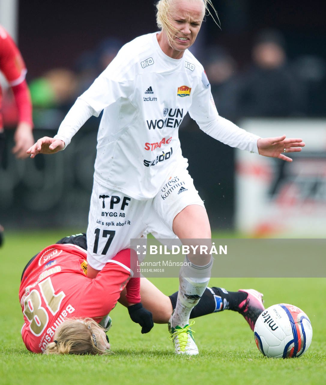 Gudny Björk Odinsdottir, Kristianstad, greppar Caroline