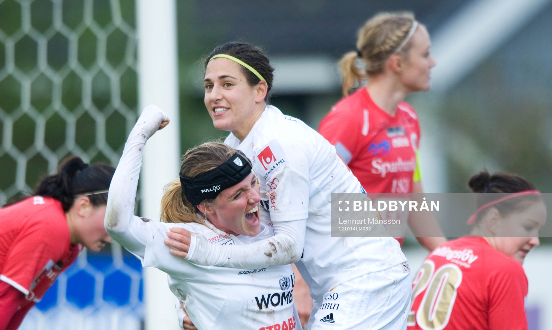 0-2, Kirsten van de Ven, Tyresö jublar