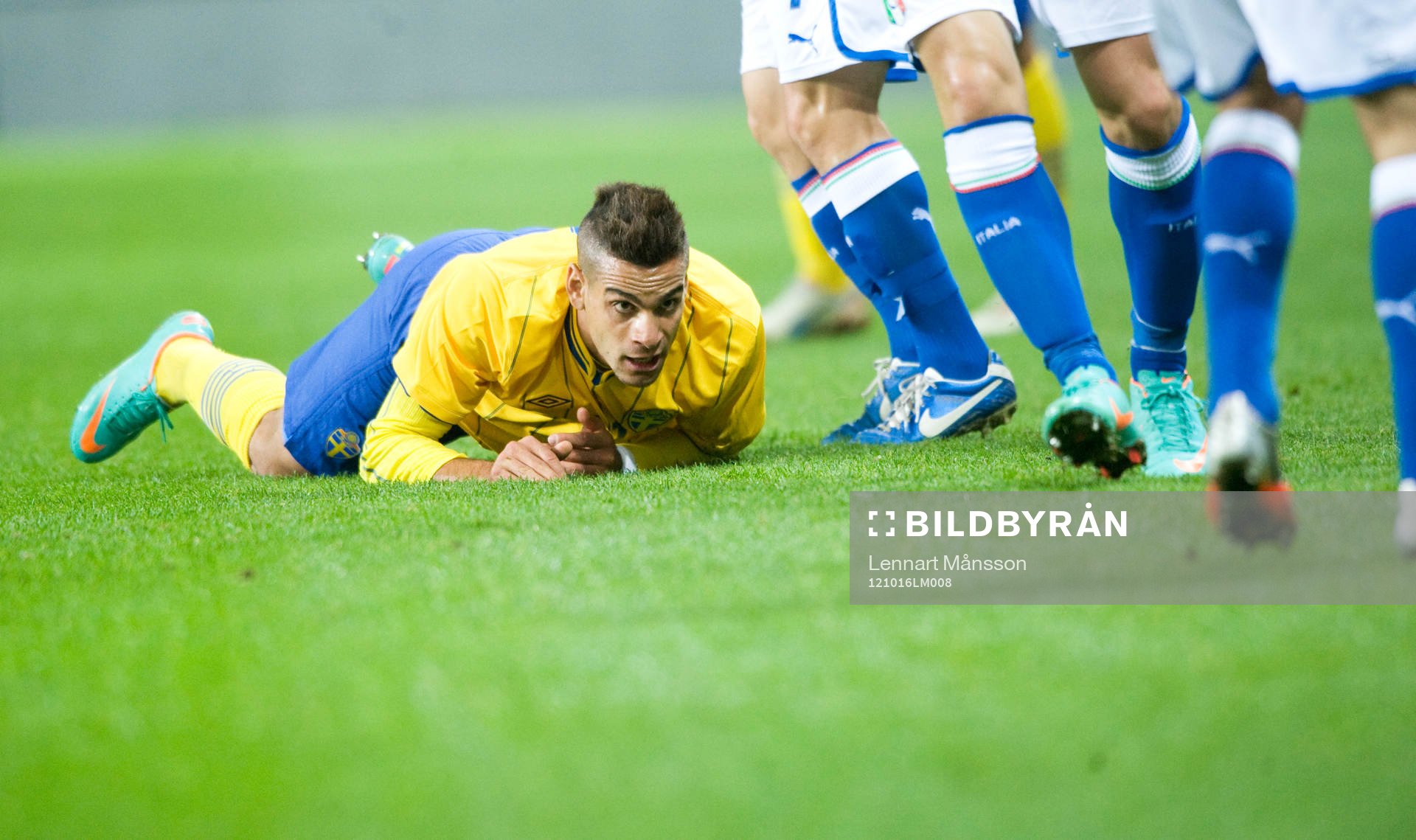 Mervan Celik, Sverige, på fall