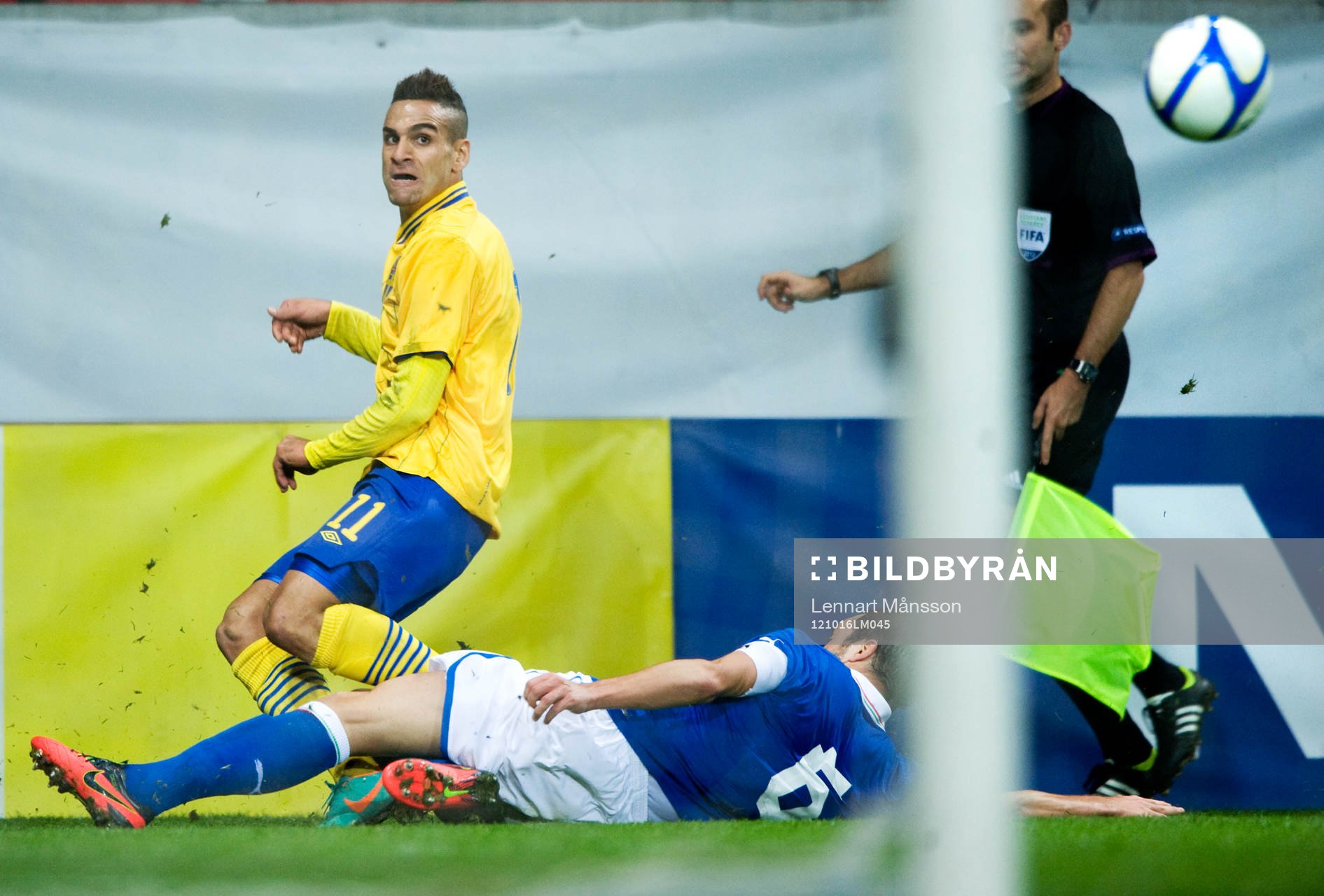 Mervan Celik, Sverige