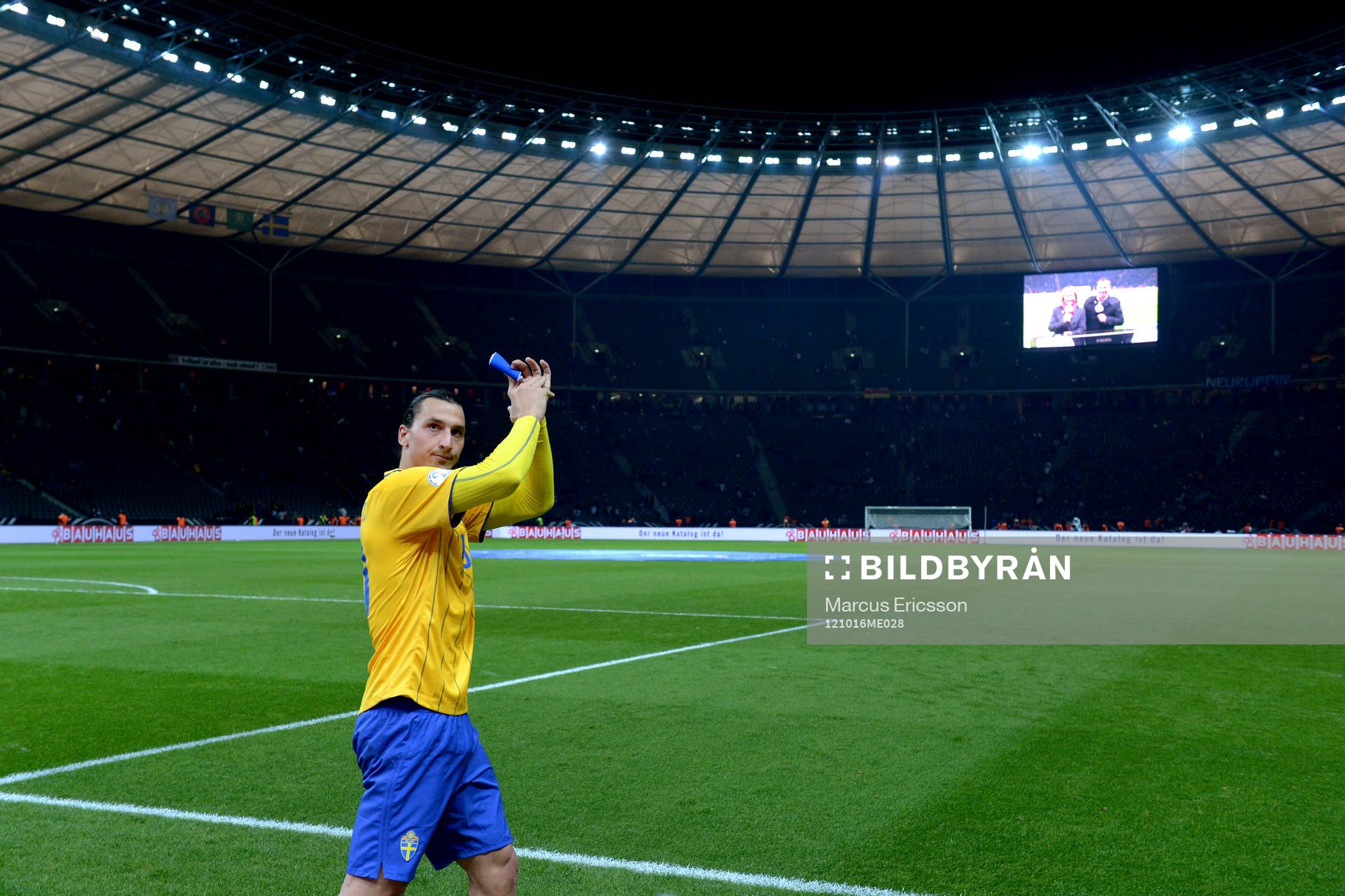 Zlatan Ibrahimovic, Sverige tackar fansen